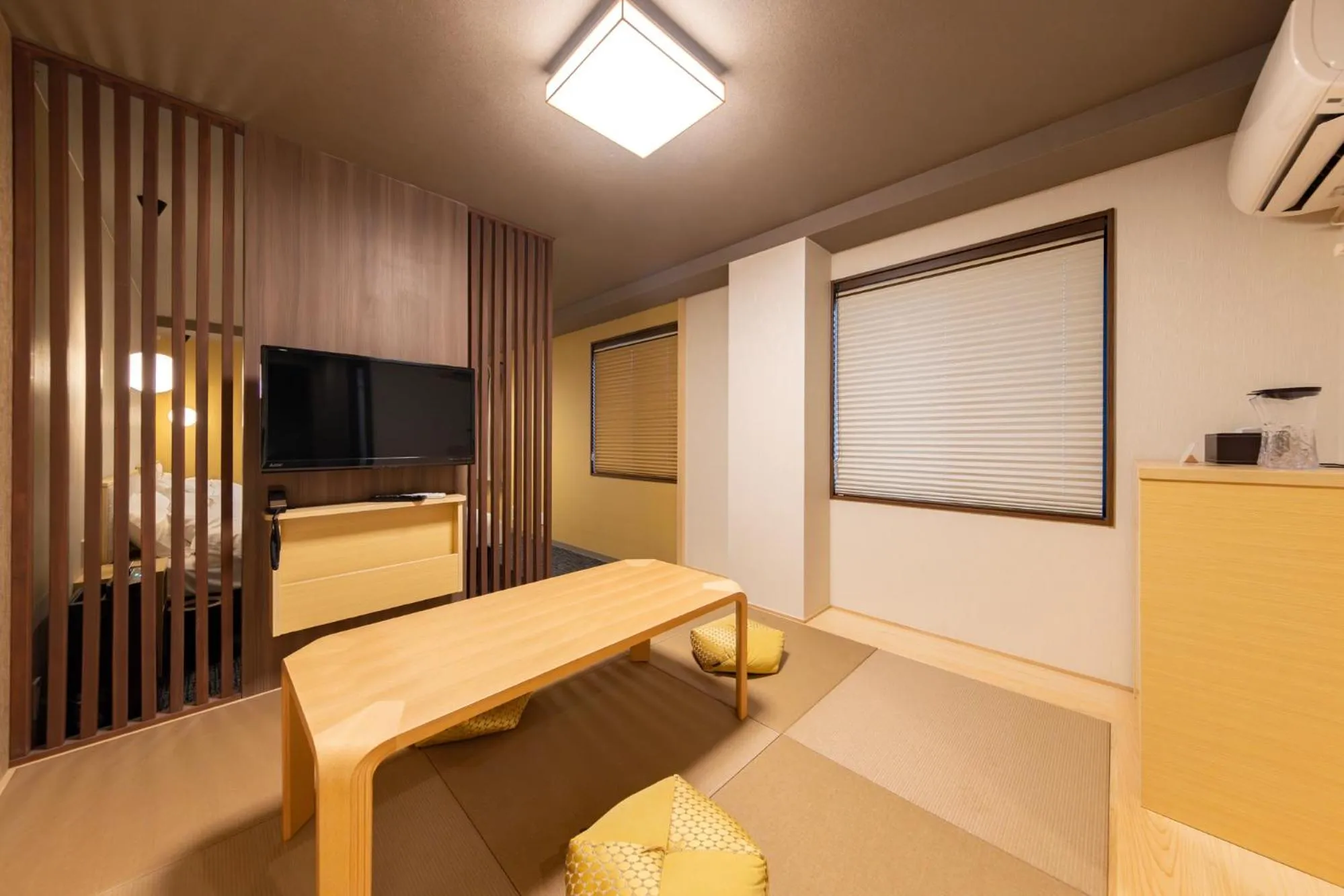 Photo of the whole room in MADOKA Kyoto station west