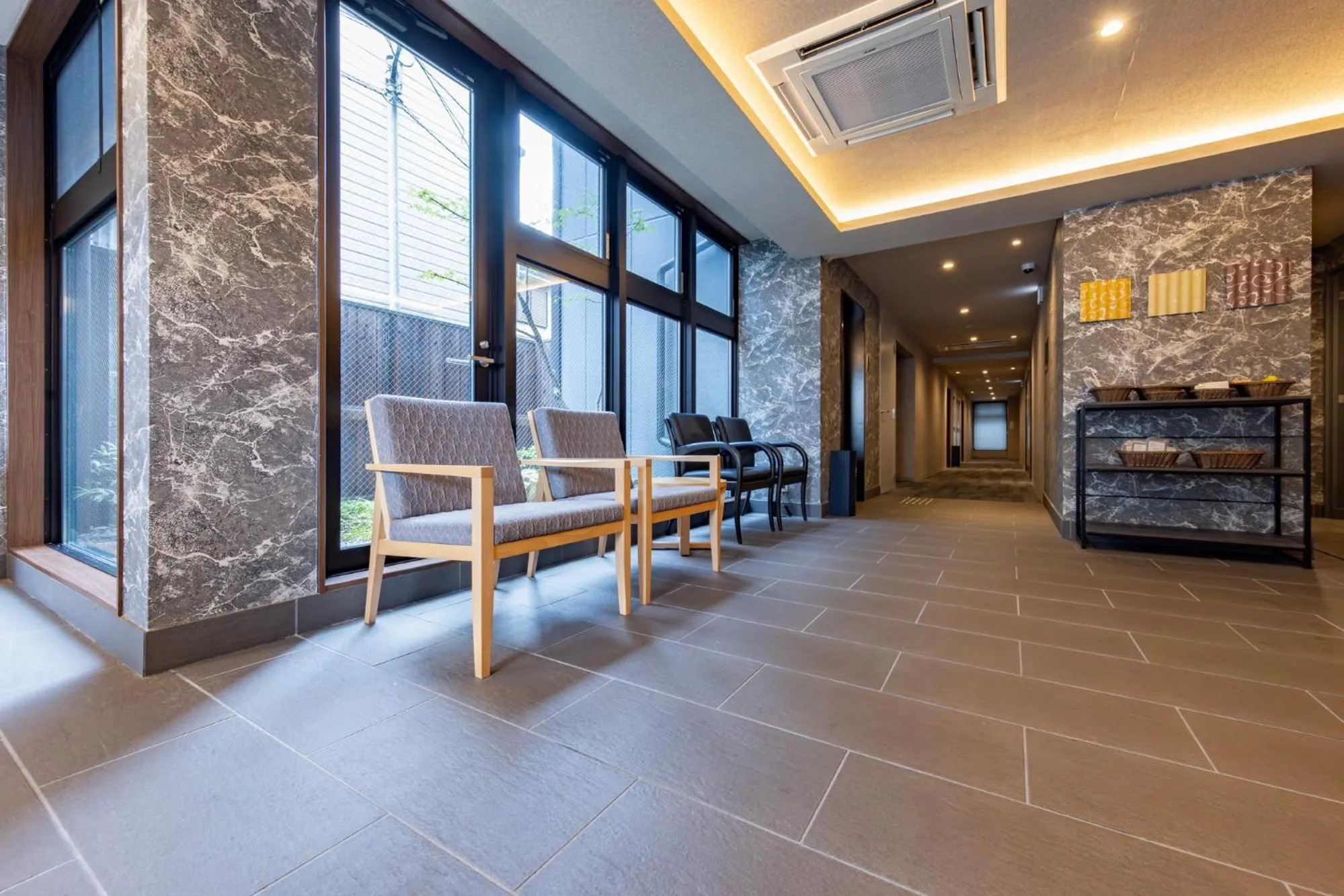 Area and facilities in MADOKA Kyoto station west