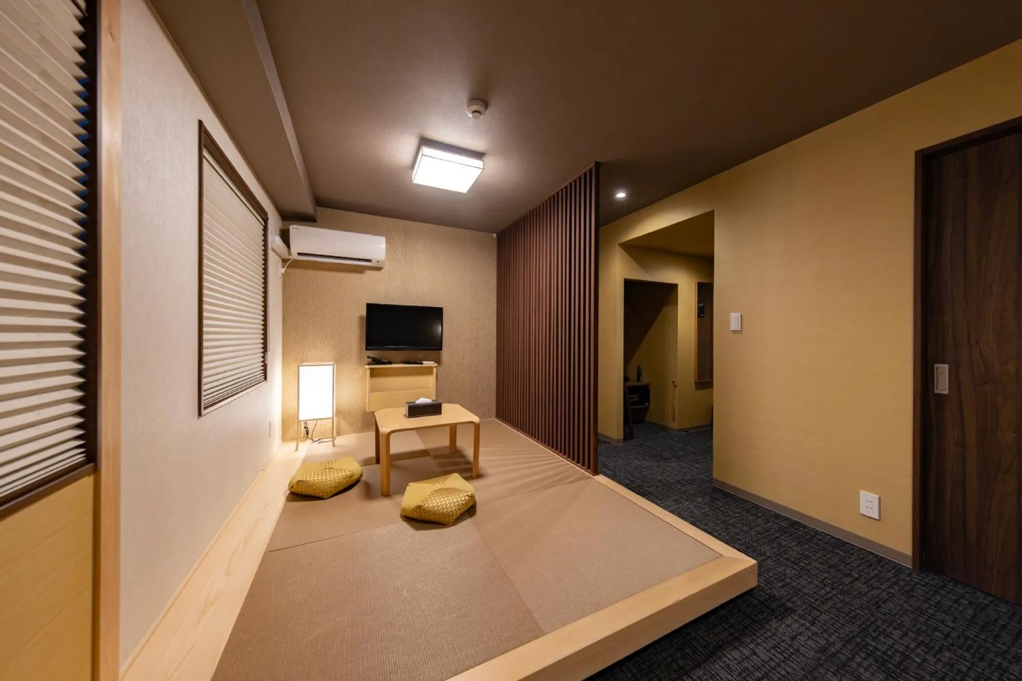 Photo of the whole room in MADOKA Kyoto station west