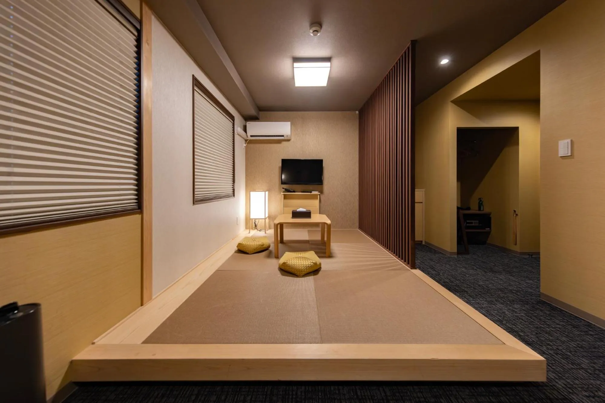 Photo of the whole room in MADOKA Kyoto station west