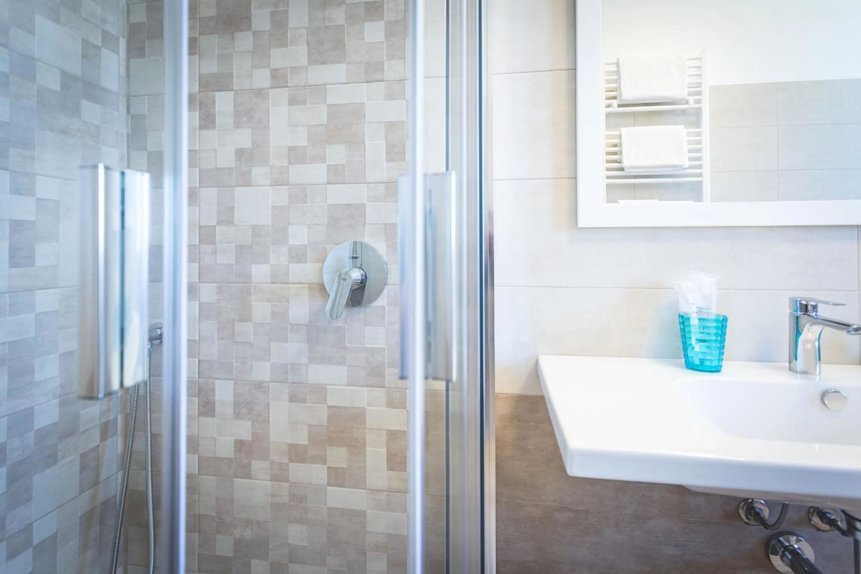 Shower in Hotel Residence Vallecorsa