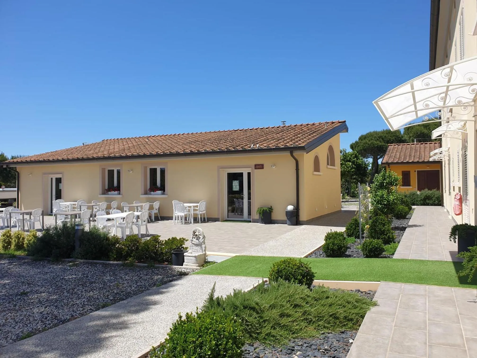 Property building in Hotel Residence Vallecorsa