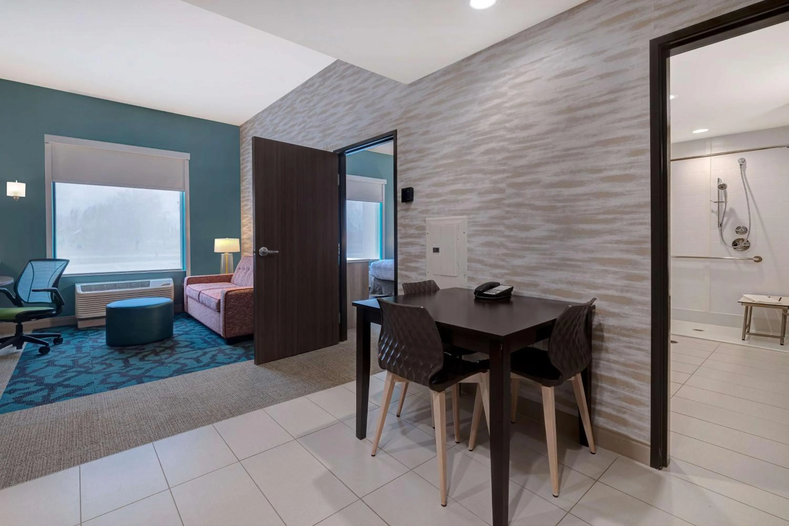 Living room in Home2 Suites By Hilton DeKalb