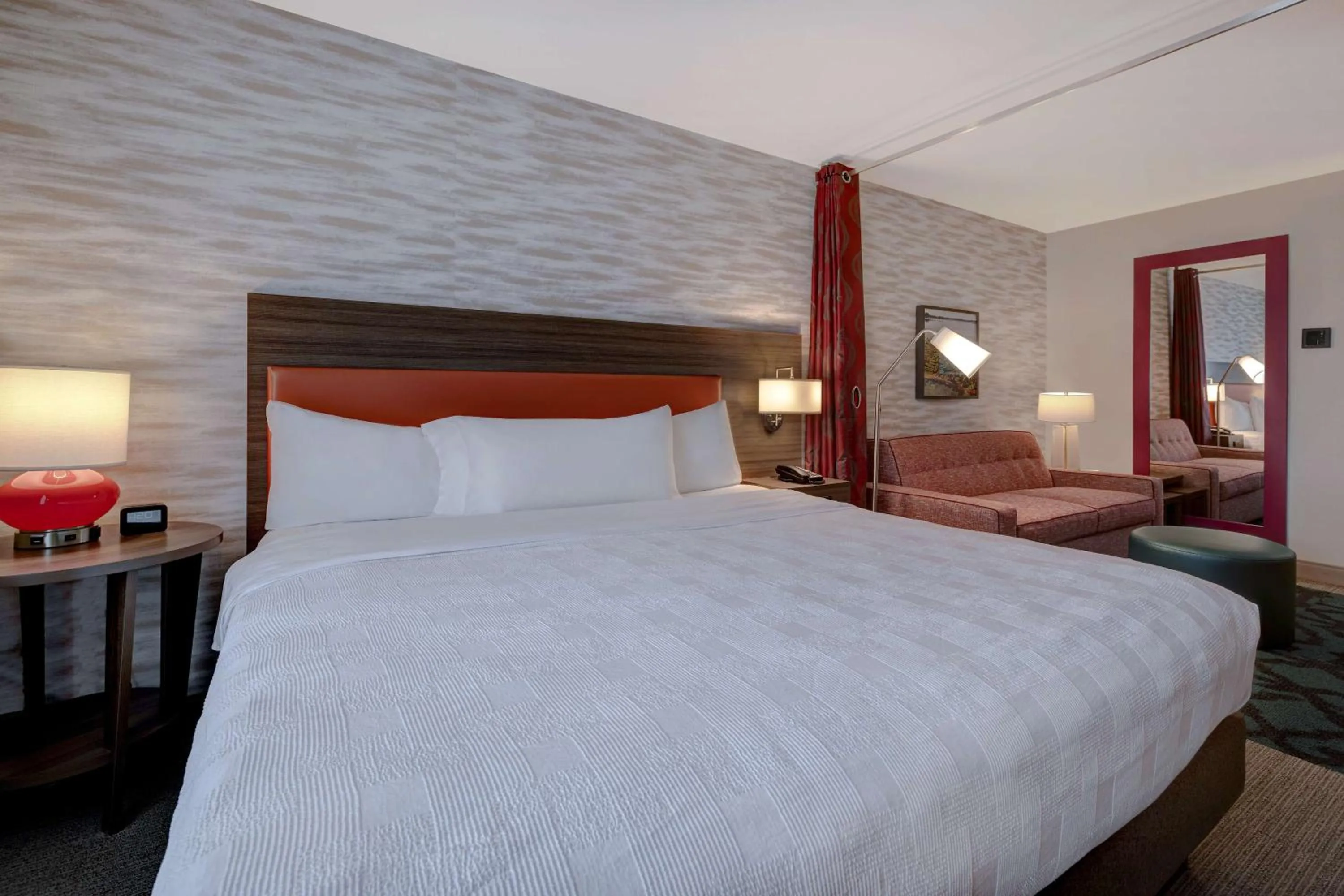 Bed in Home2 Suites By Hilton DeKalb