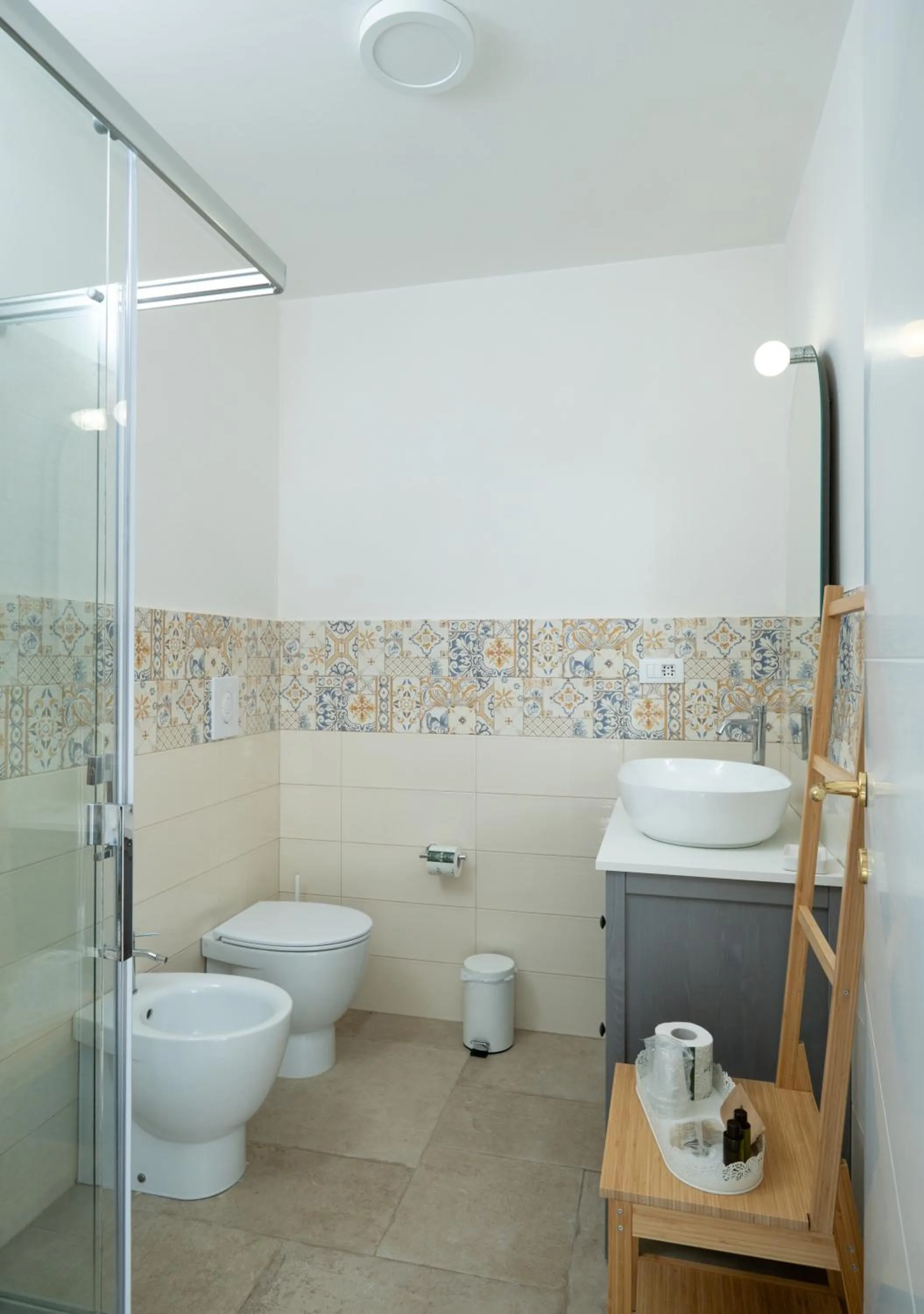 Shower in Masseria Borgo Santuri