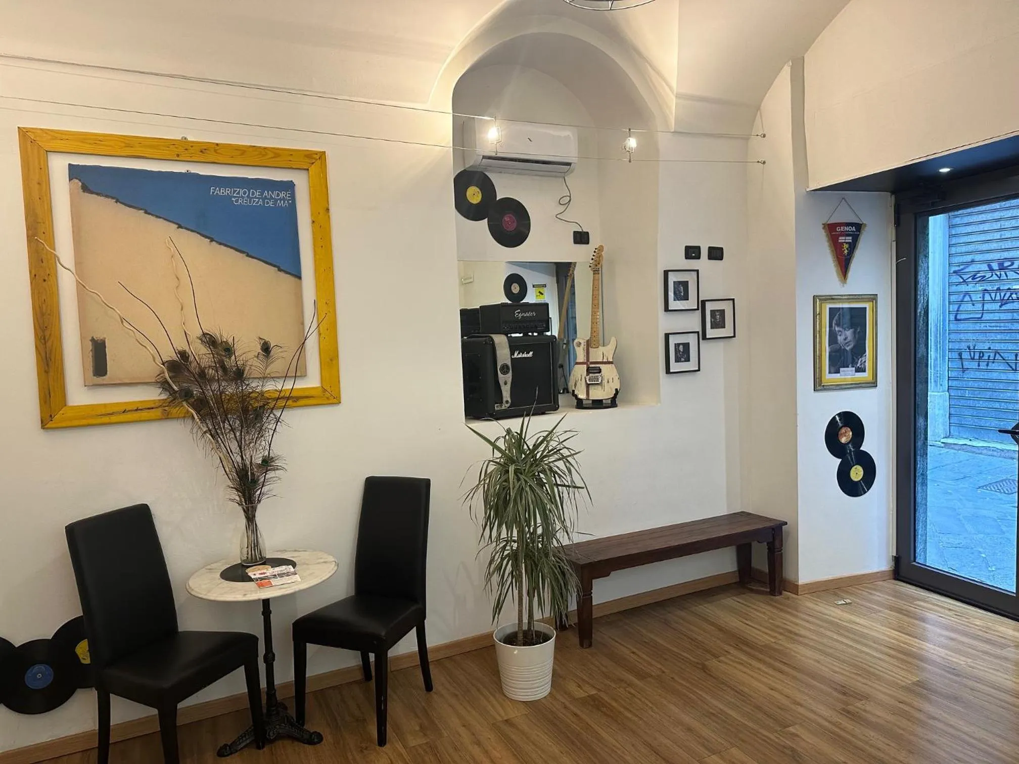 Lobby or reception in Red and Blues Music Hotel Genova