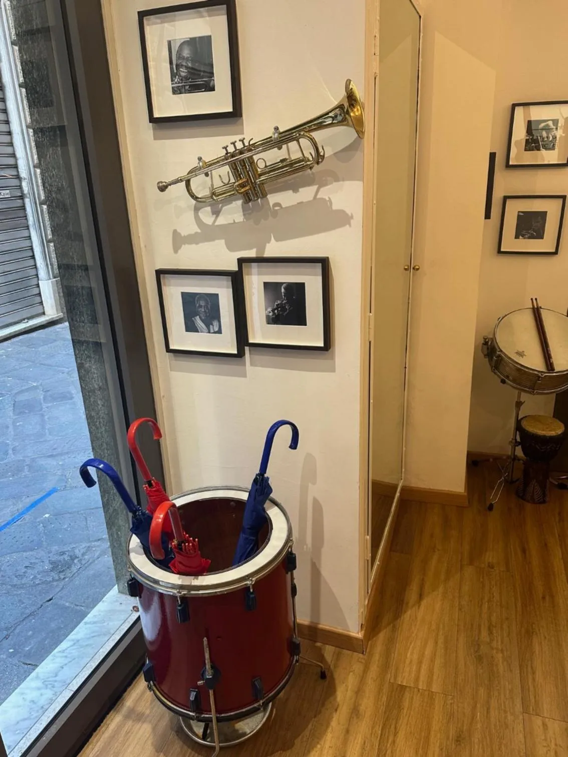 Lobby or reception in Red and Blues Music Hotel Genova