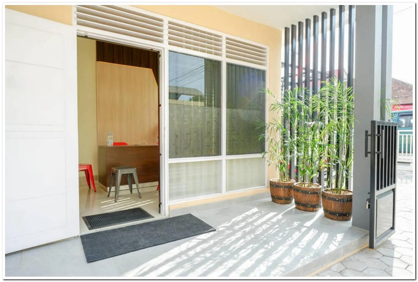 Lobby or reception in RedDoorz near Gejayan 3