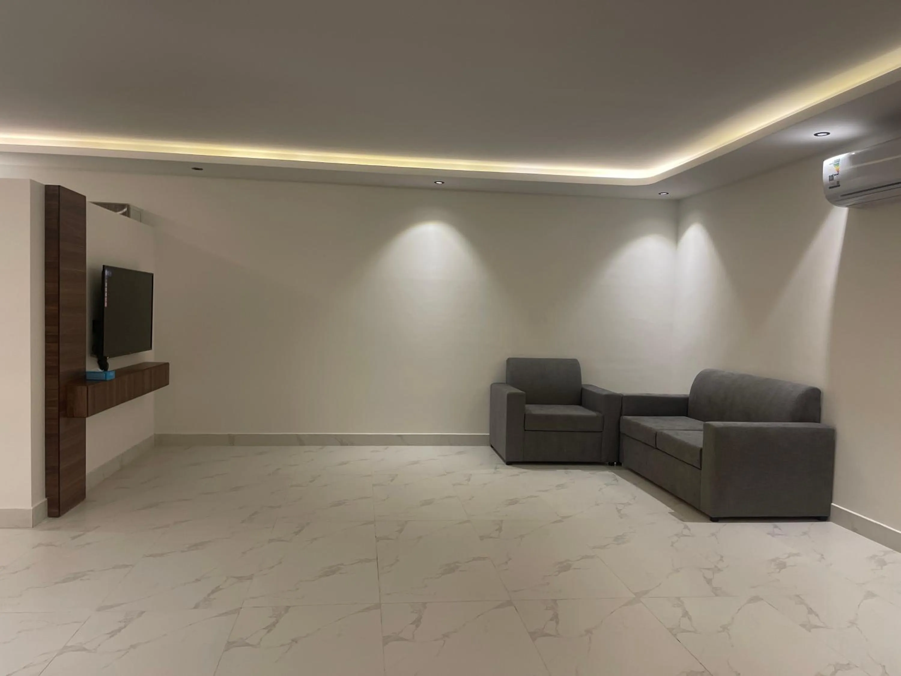 شقق درر رامه للشقق المخدومة 10