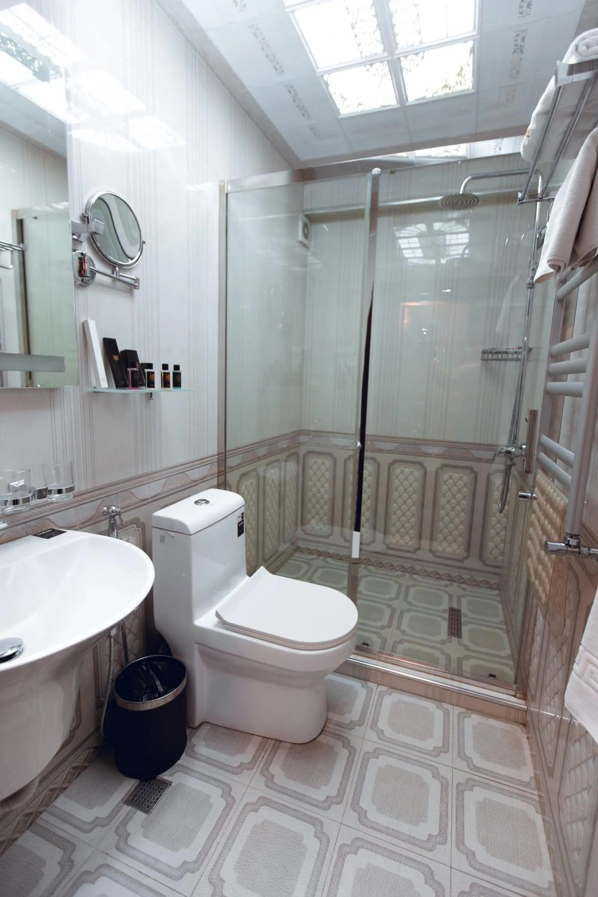 Toilet in Baku Hotel Ganja