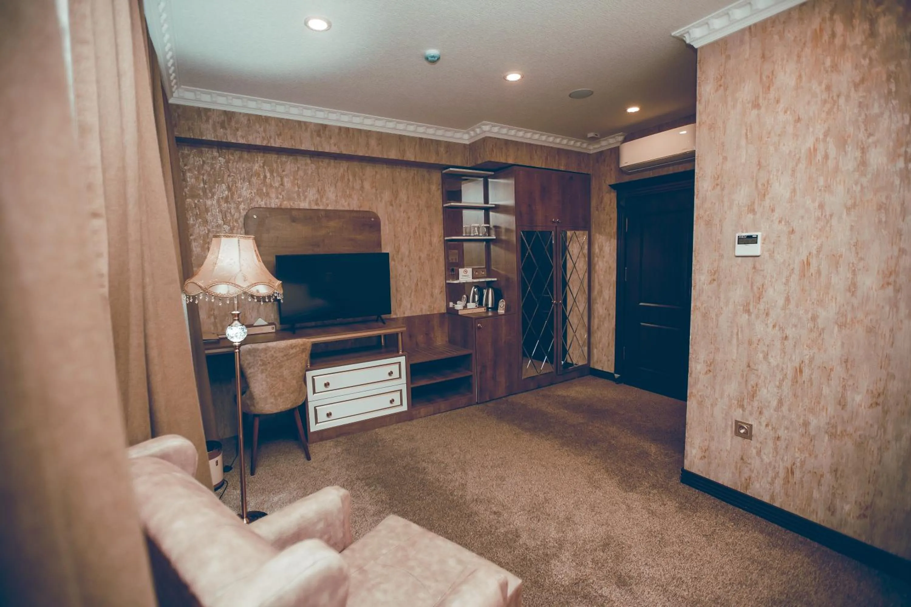 wardrobe in Baku Hotel Ganja