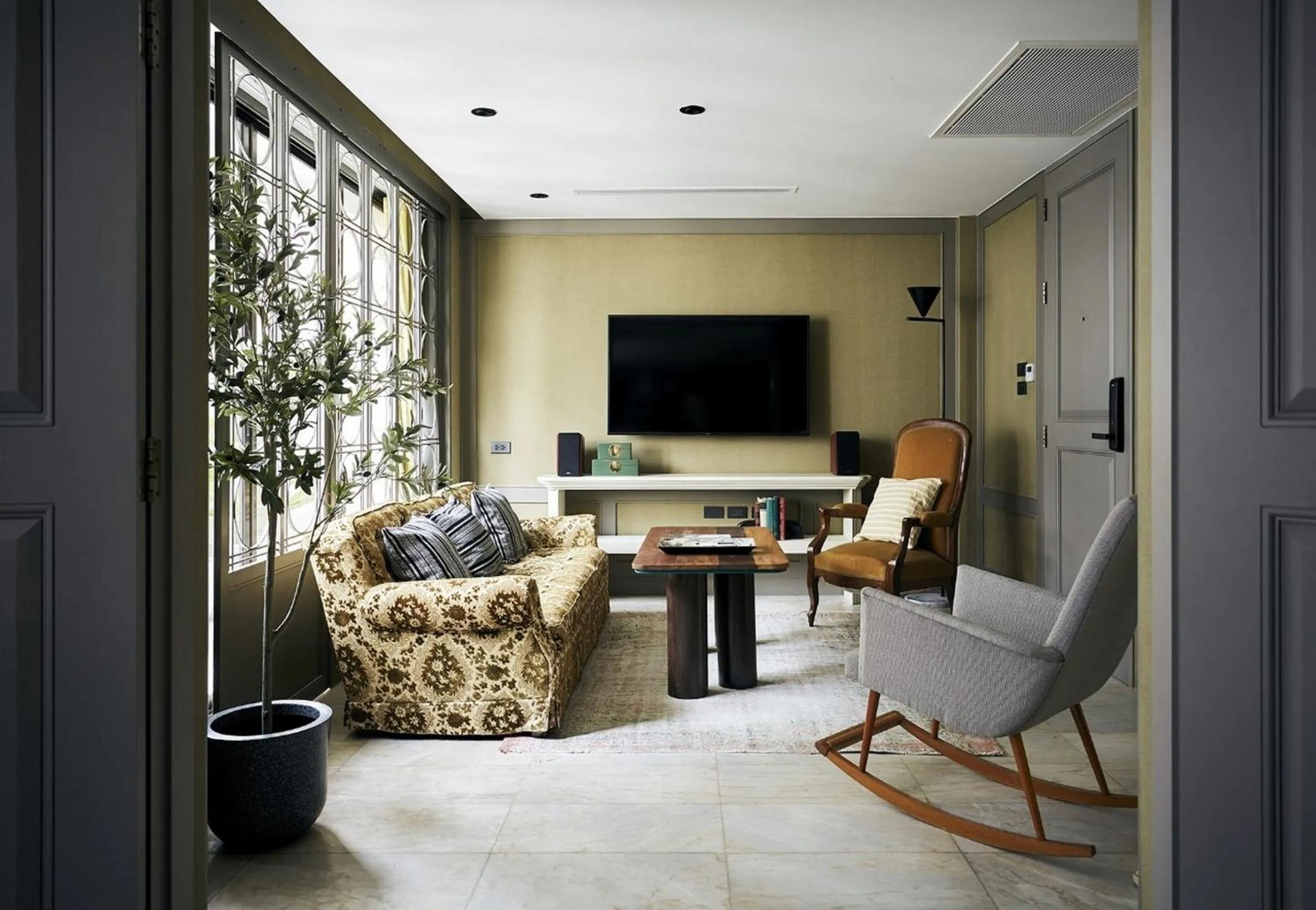 Living room in B House 49 Bangkok