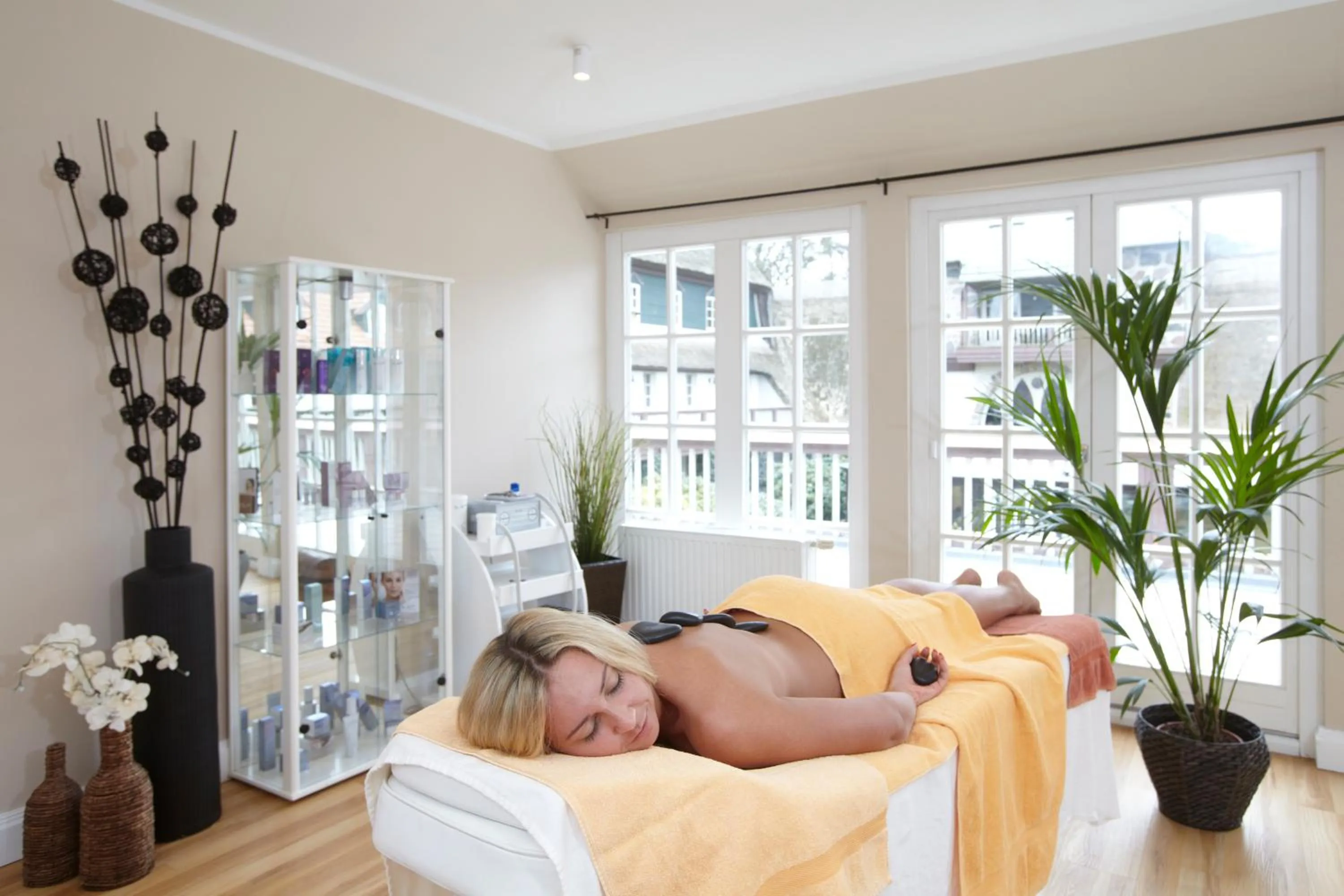 Spa and wellness centre/facilities, Bed in Meeressterne Hotel Forsthaus Damerow