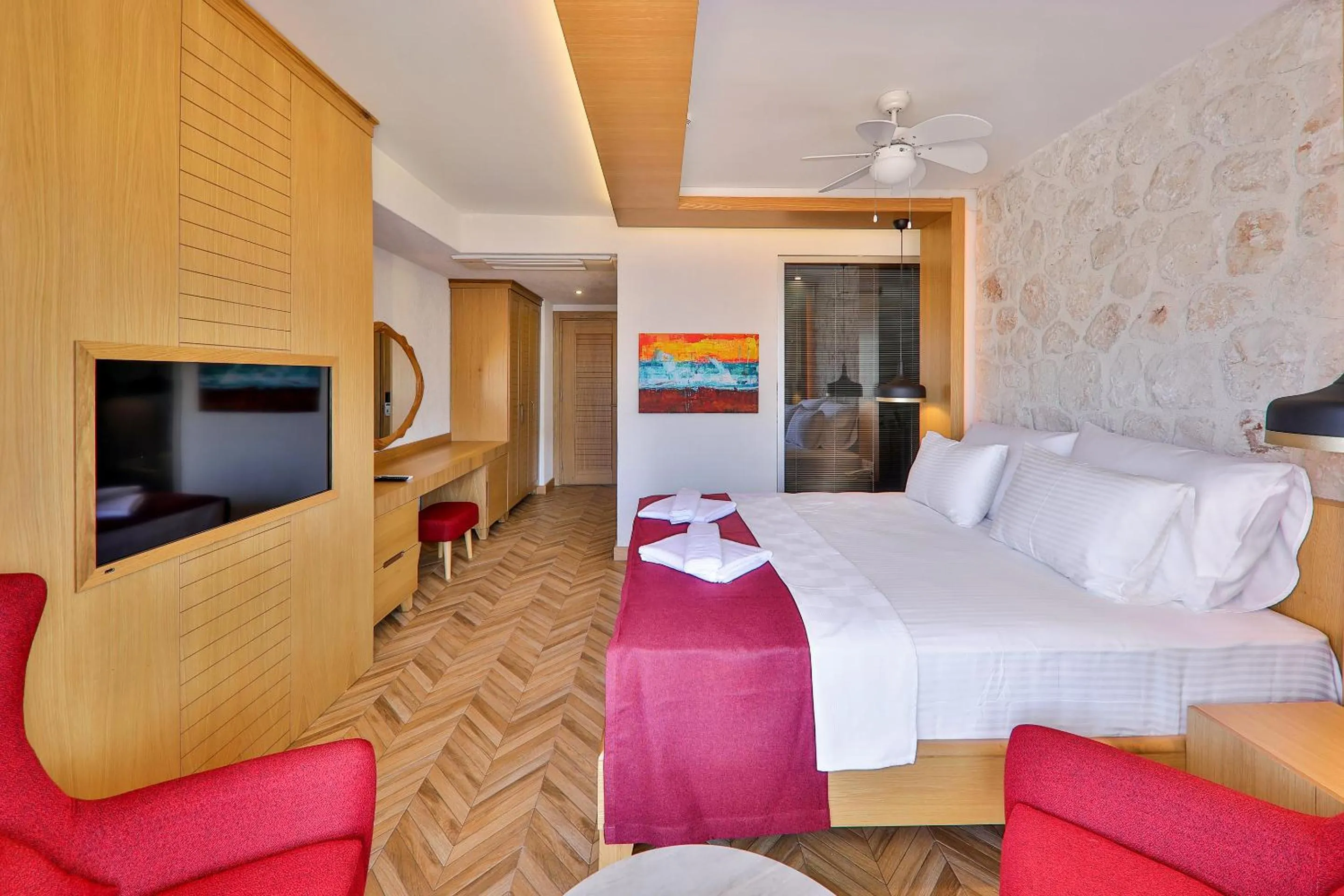 Hot Tub in Atalante Hotel