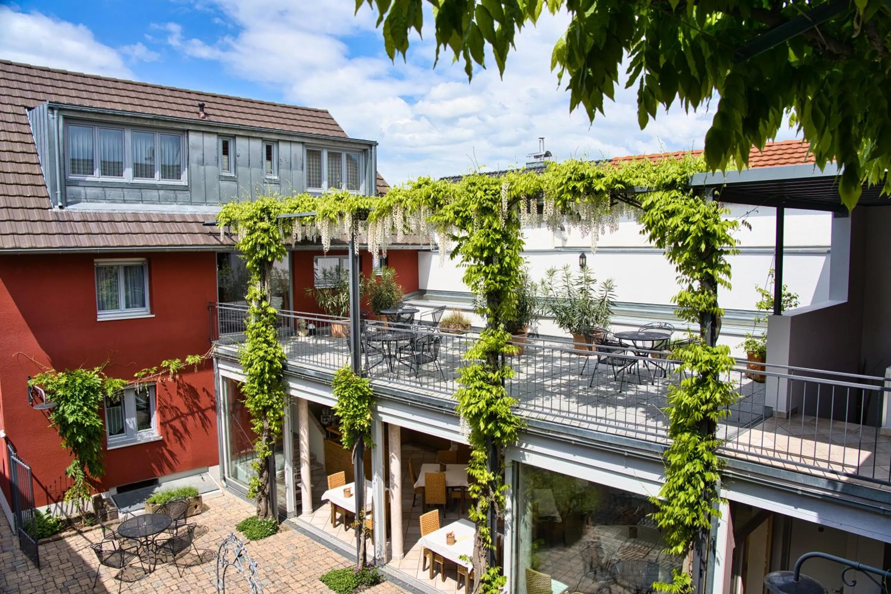 Patio in Arndt Hotel Garni