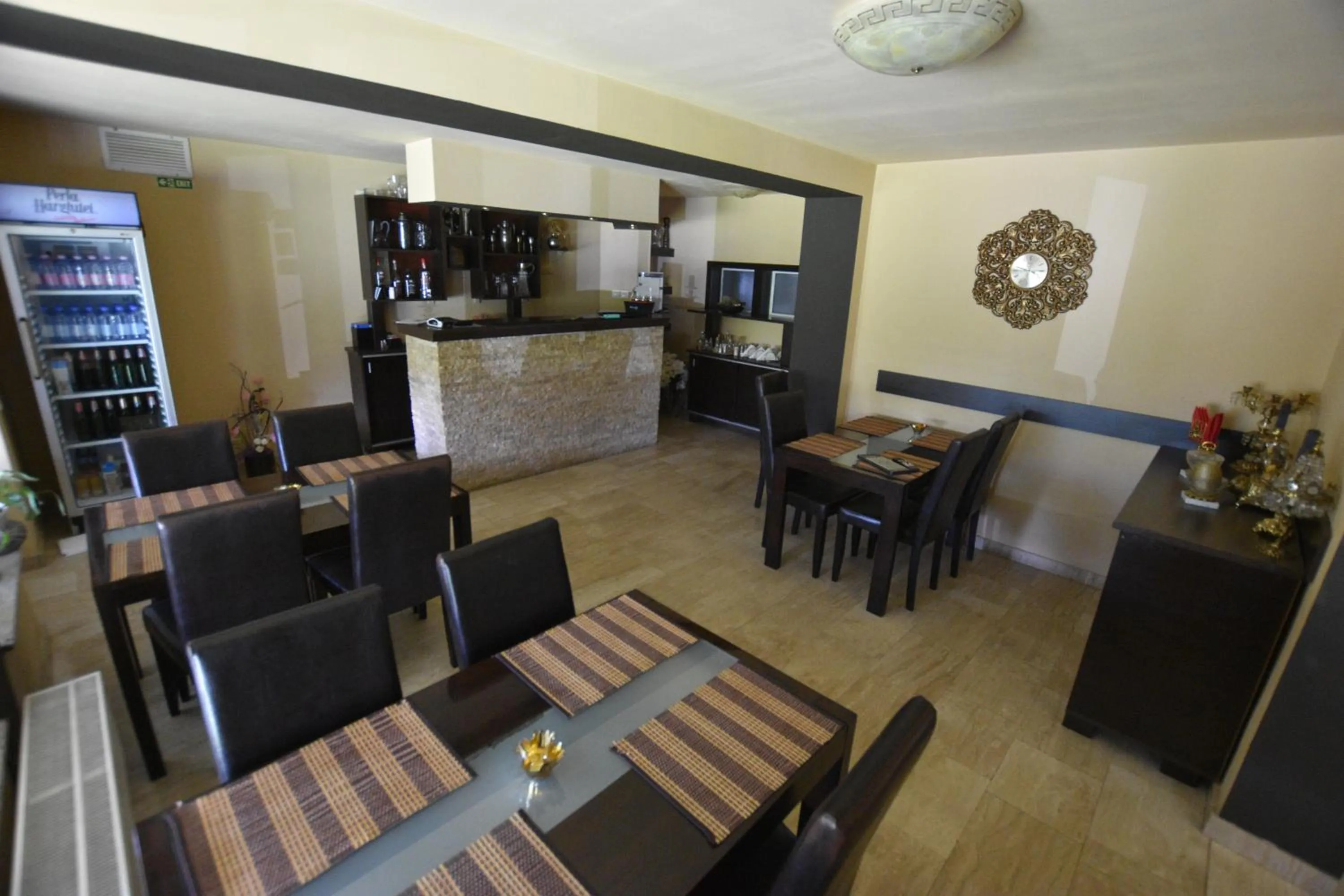 Restaurant/places to eat in Pensiunea Dacia Deva