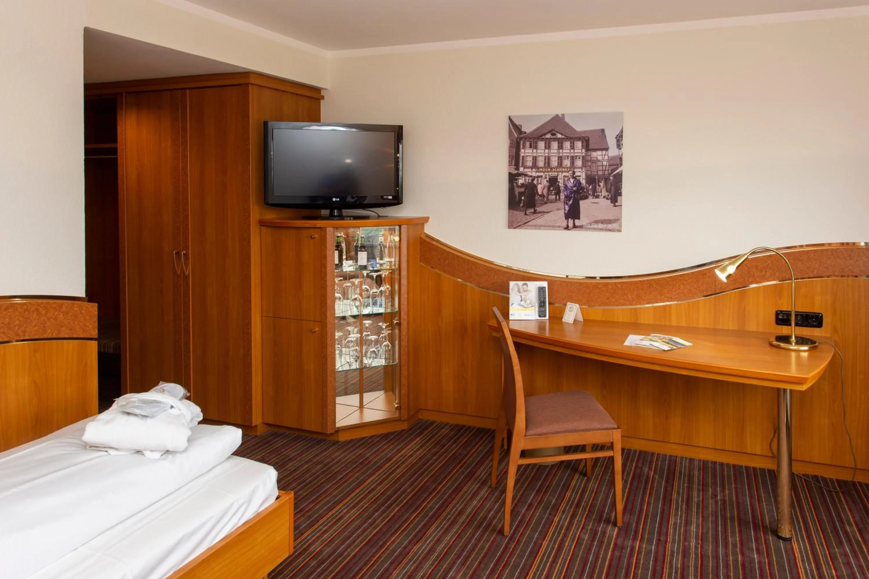 Photo of the whole room, Bed in Ringhotel Katharinen Hof