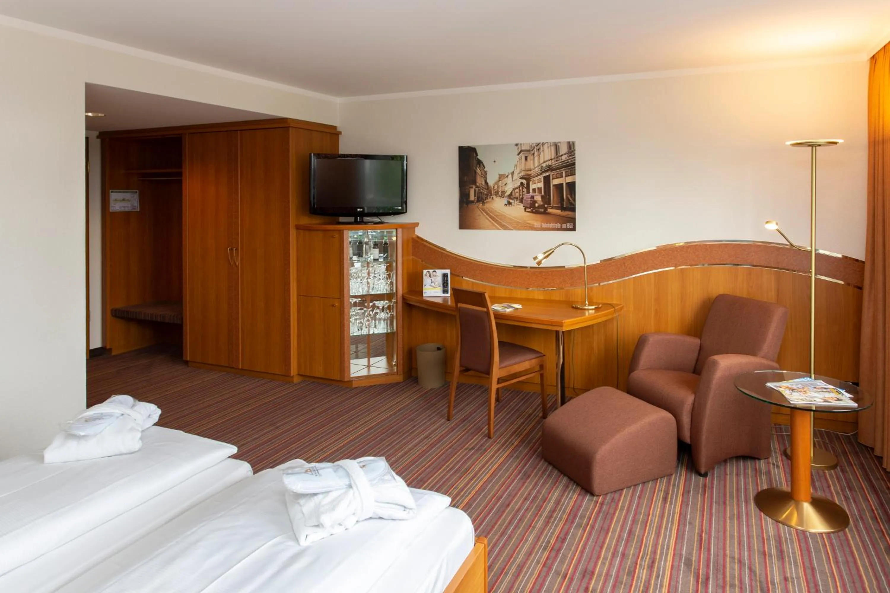 Photo of the whole room, Bed in Ringhotel Katharinen Hof