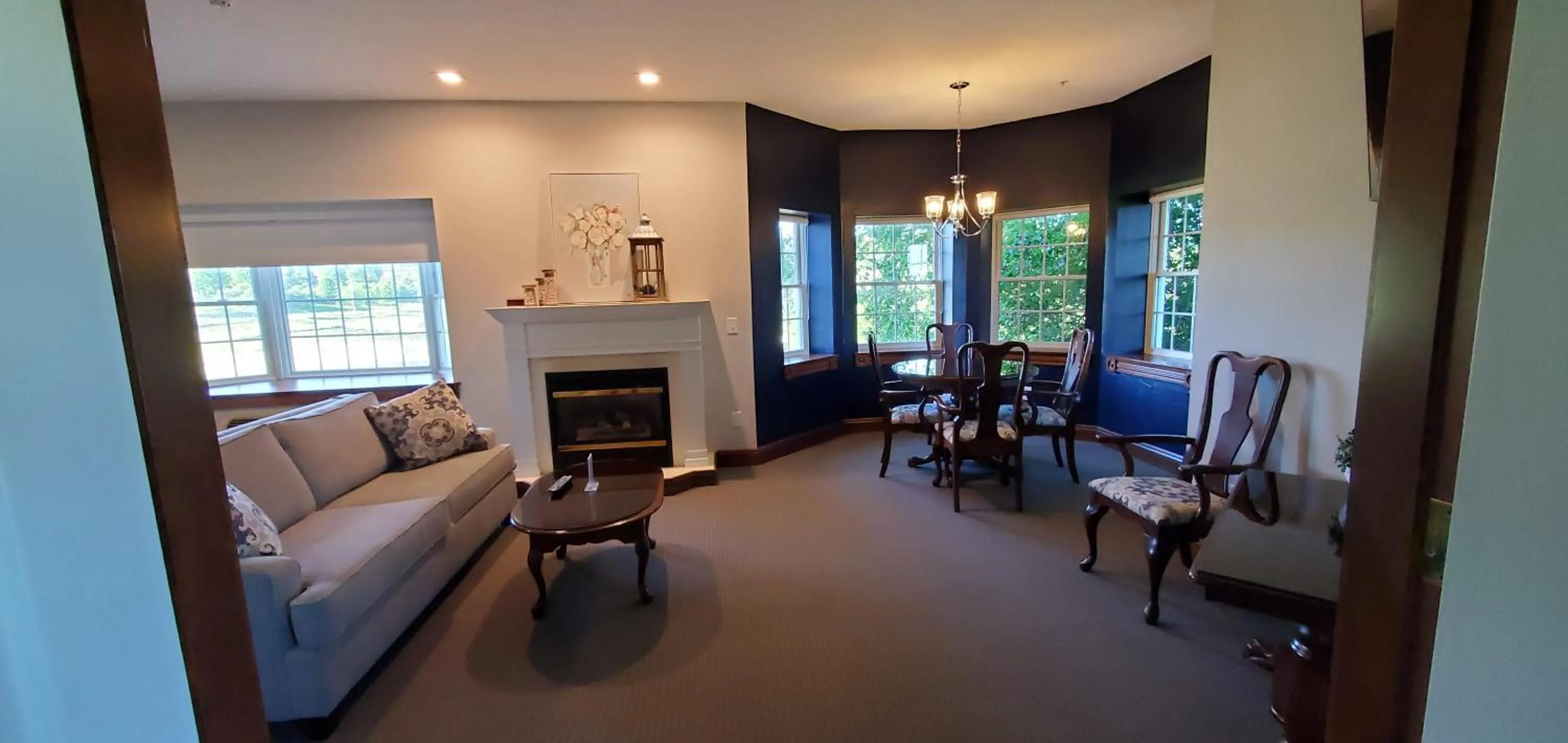 Living room in Inn at Amish Door