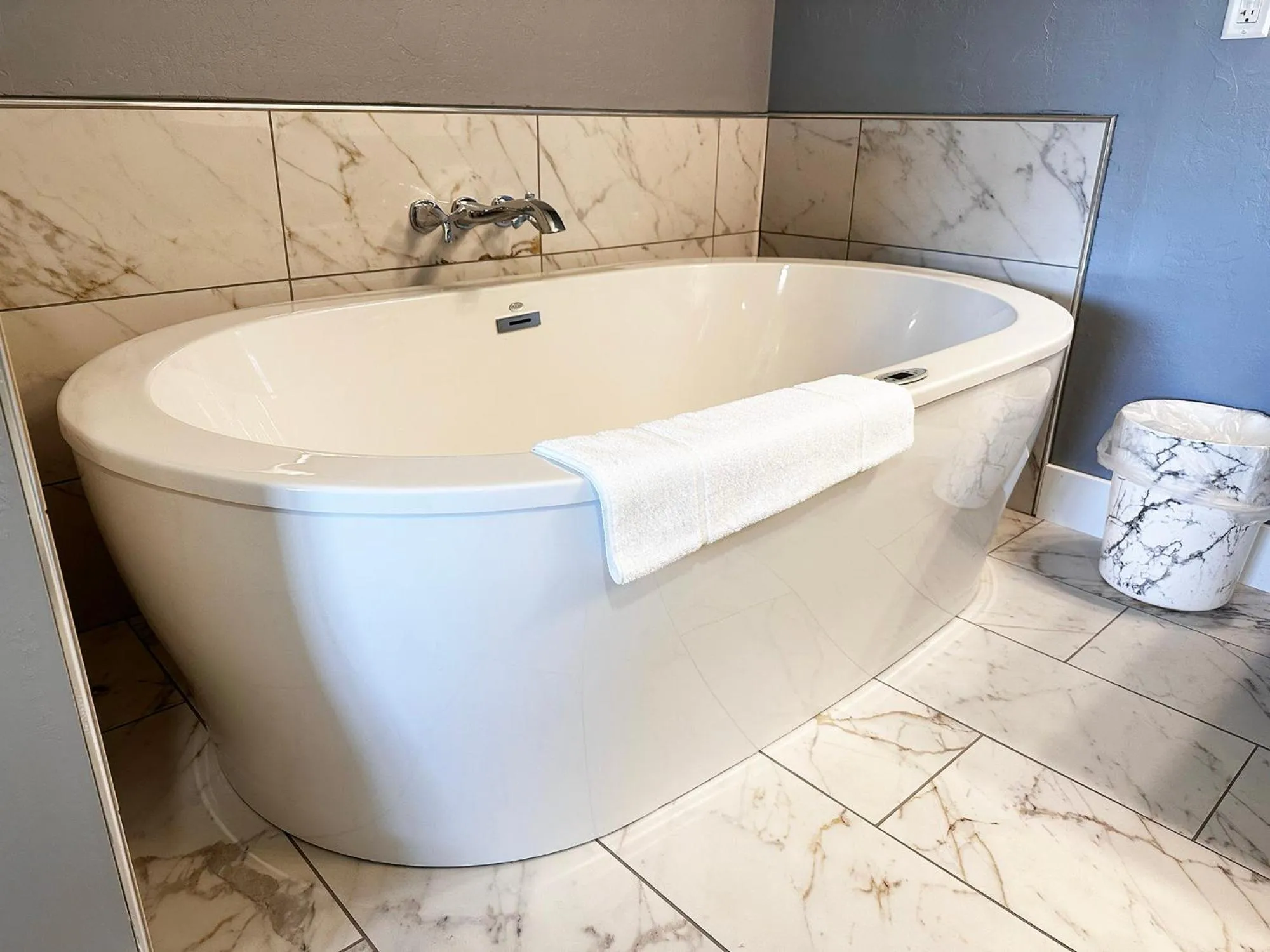 Bathroom in Inn at Amish Door