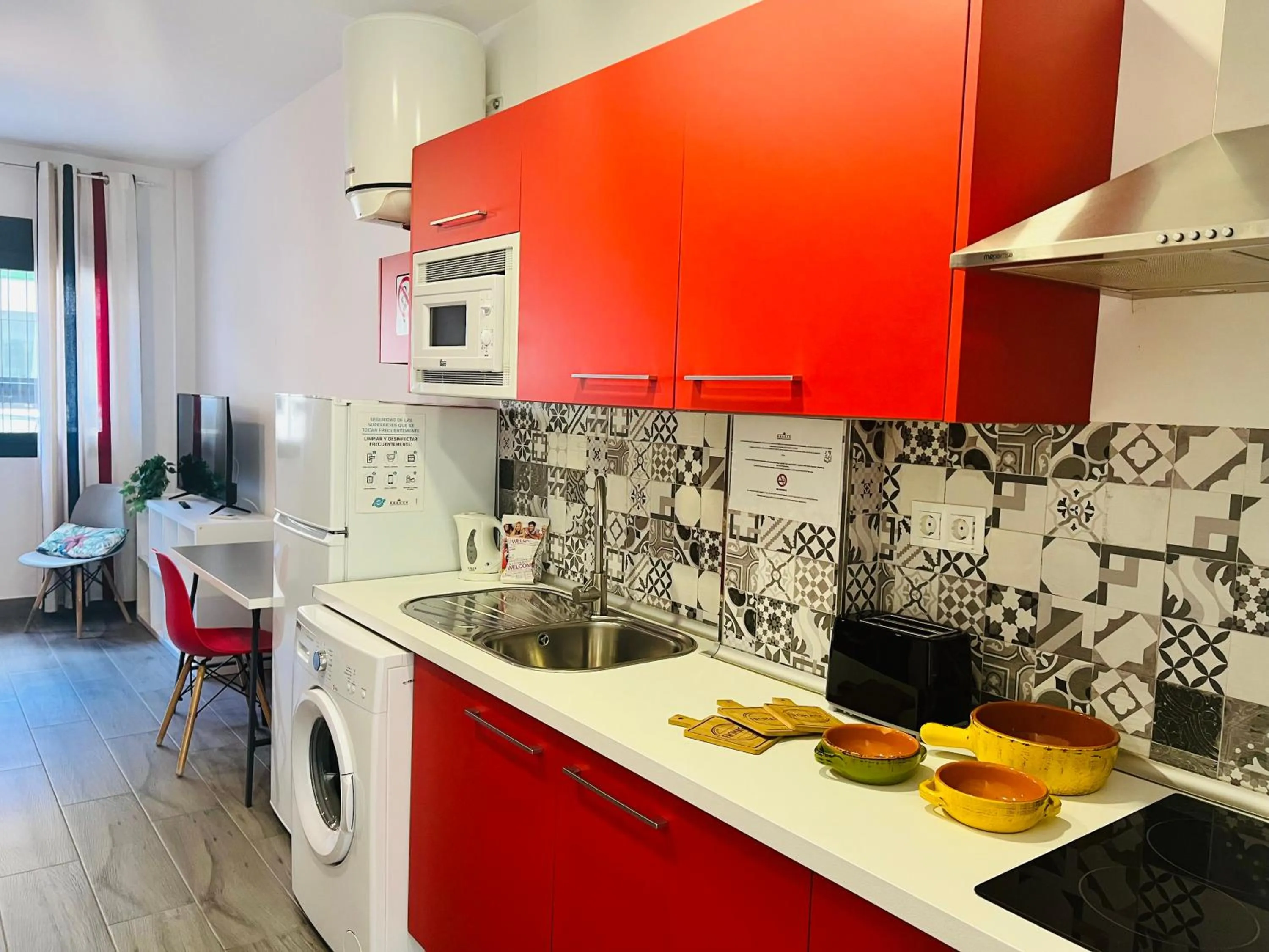 Kitchen or kitchenette in Bnbook Medea Apartments