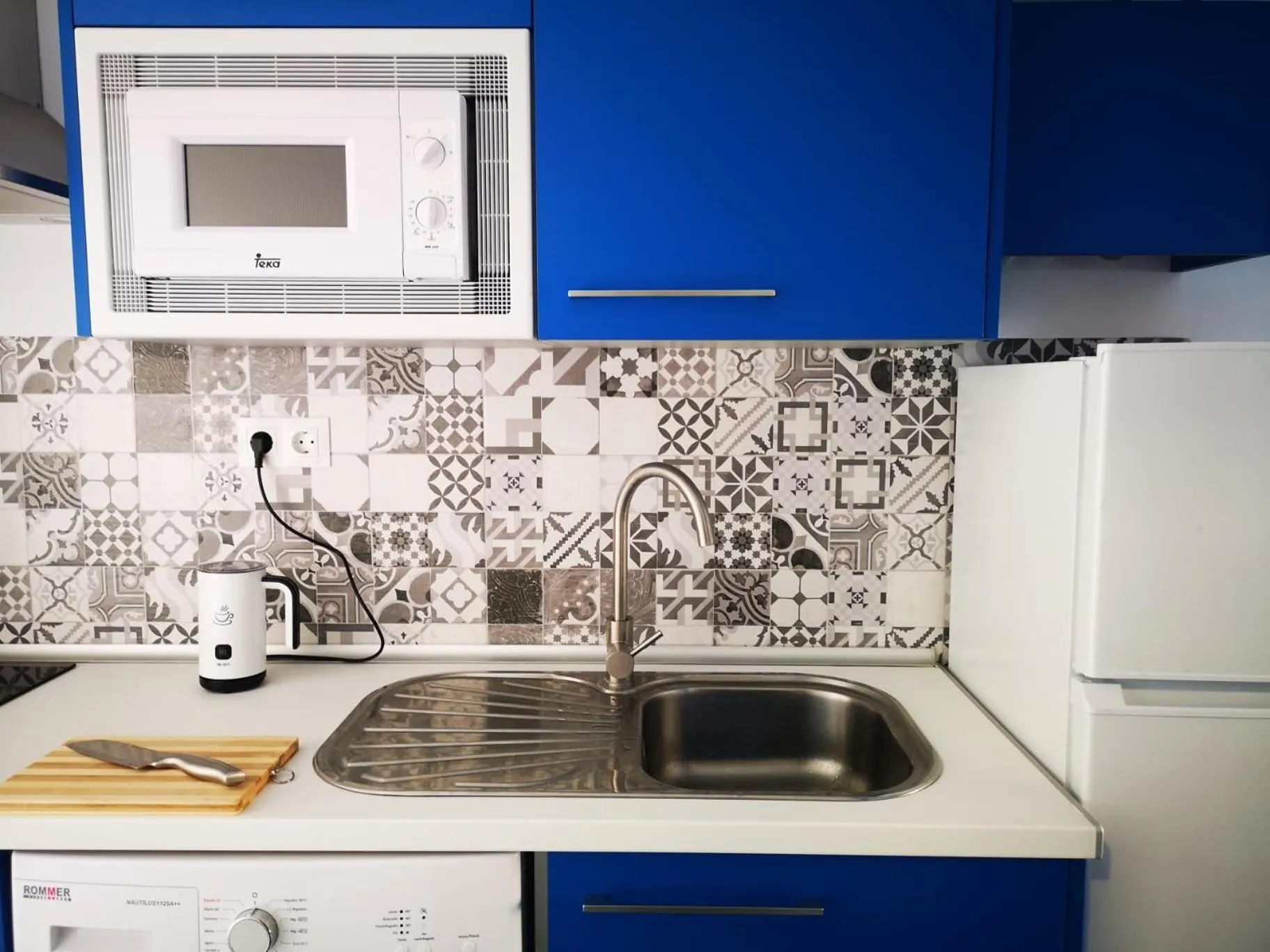 Coffee/tea facilities in Bnbook Medea Apartments