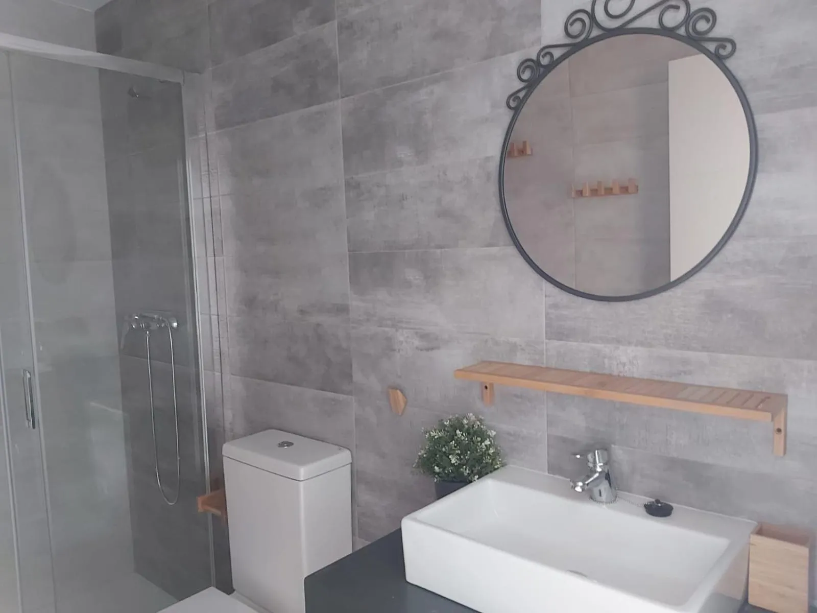 Bathroom in Bnbook Medea Apartments