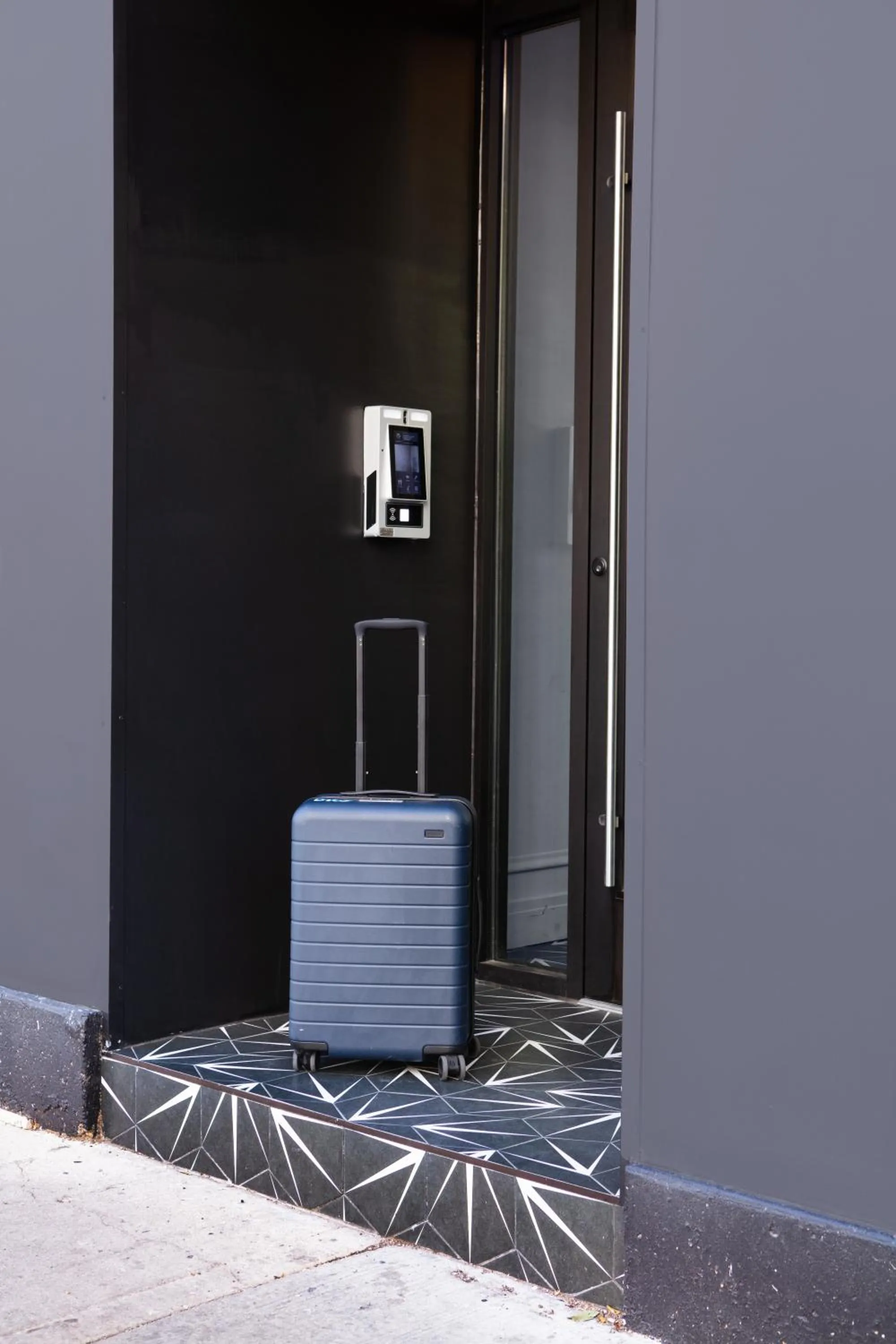 Facade/entrance in The Neighborhood Hotel Lincoln Park