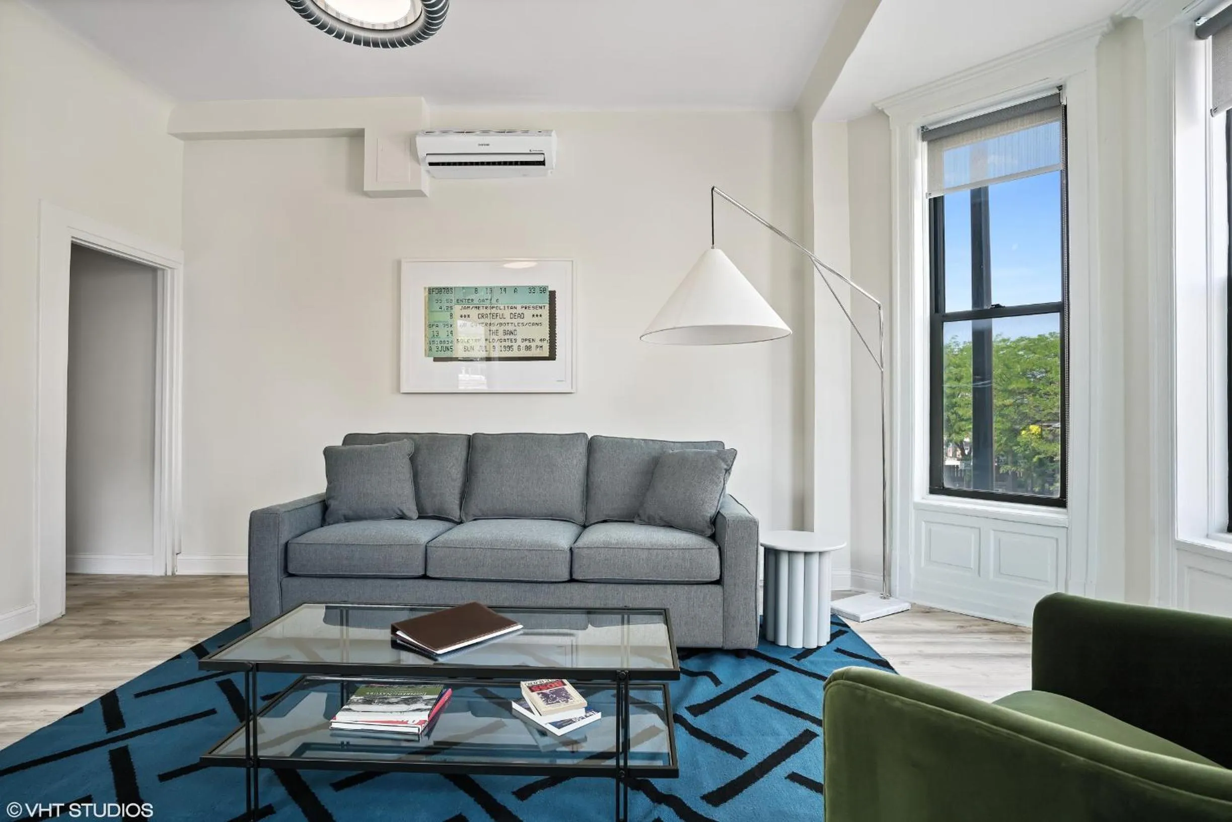 Living room in The Neighborhood Hotel Lincoln Park