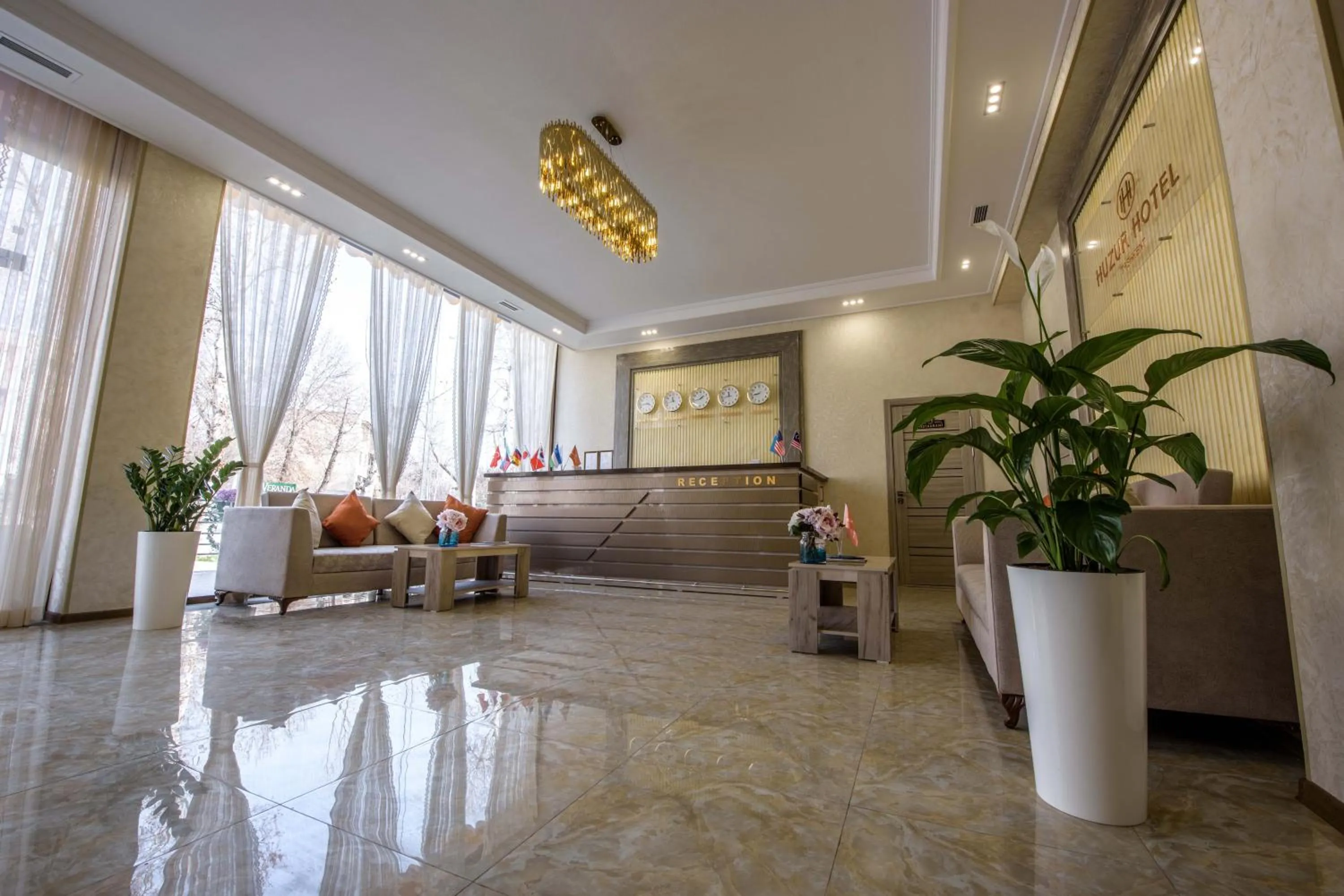 Lobby or reception in Huzur Hotel Tashkent