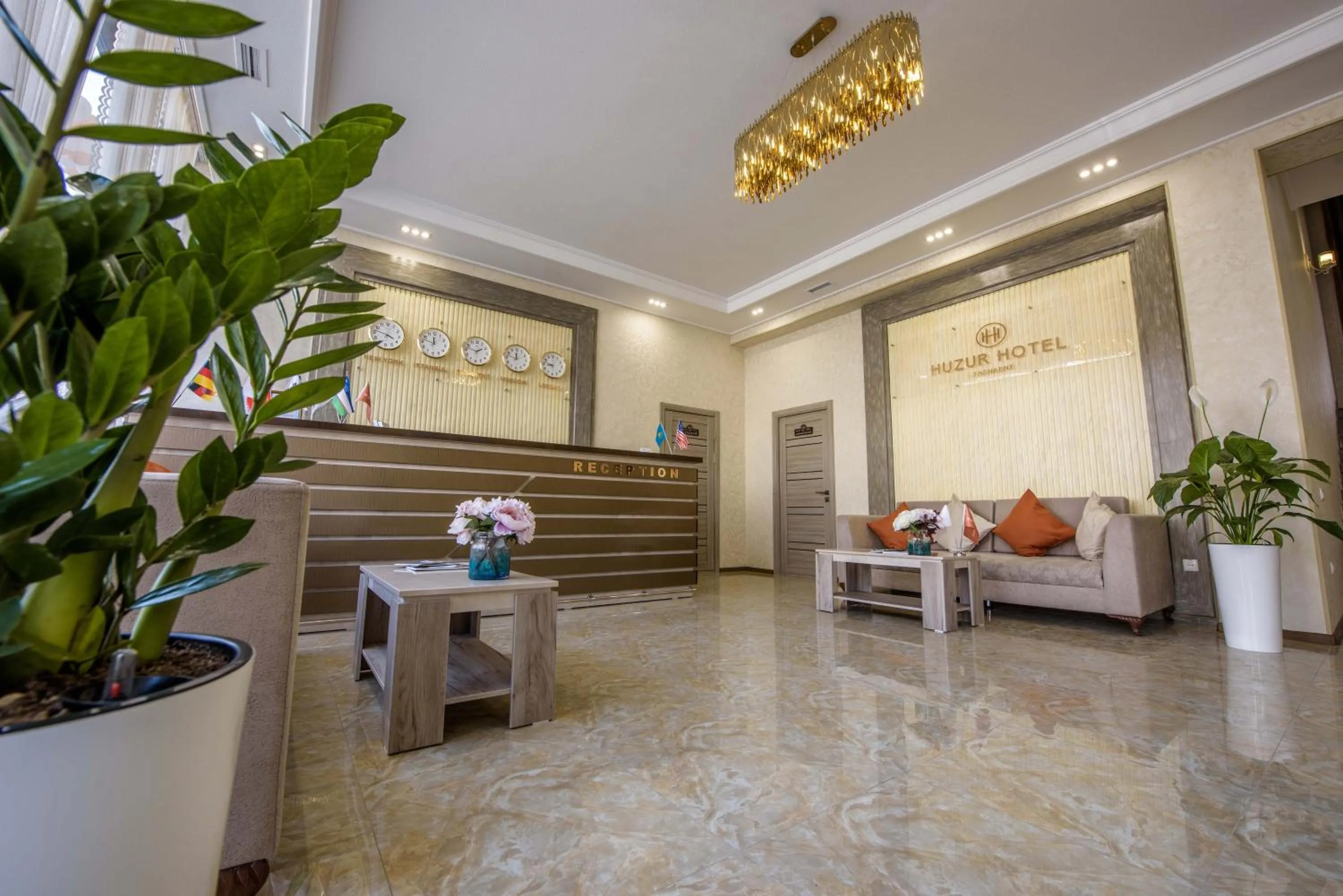 Lobby or reception in Huzur Hotel Tashkent