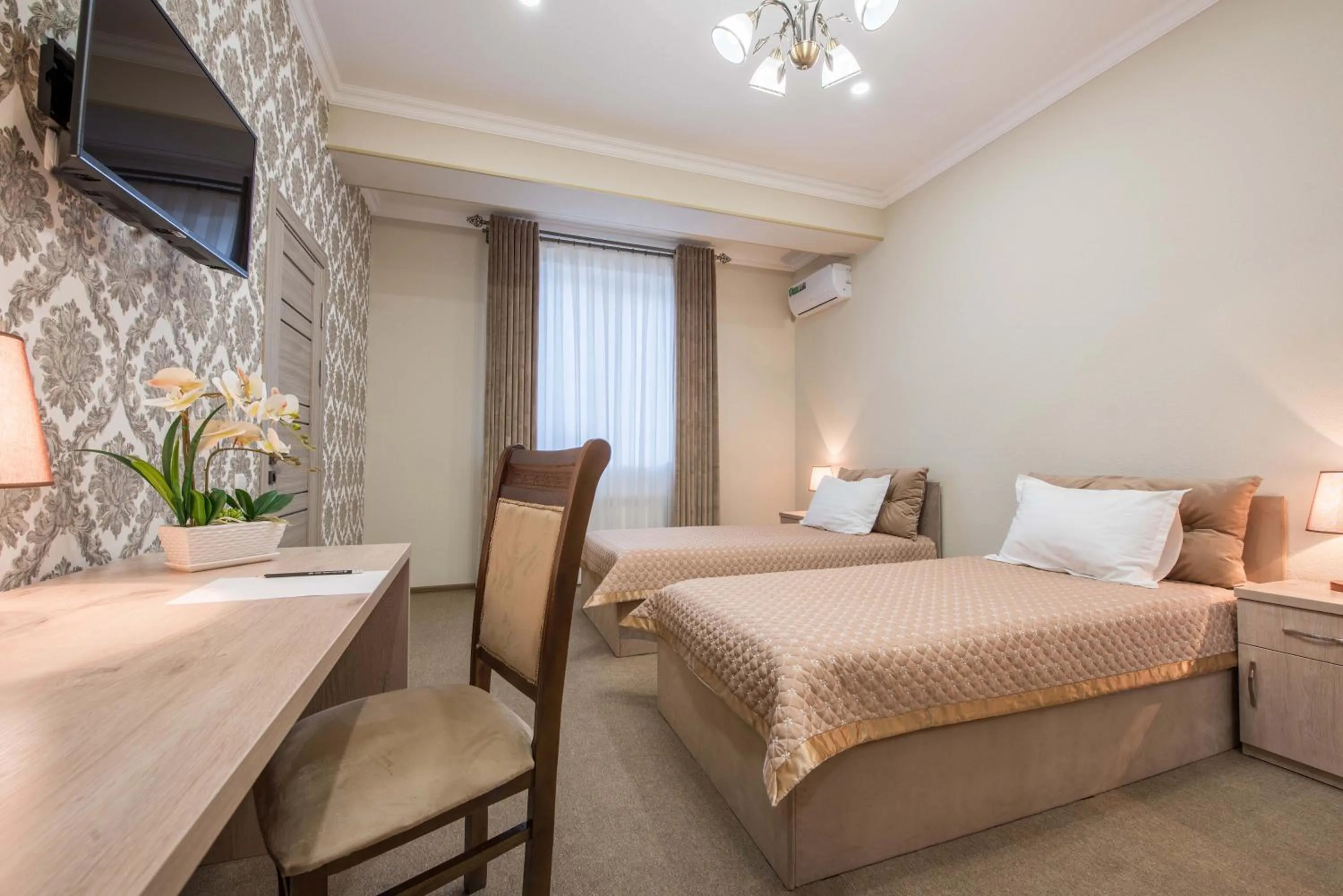 Bed in Huzur Hotel Tashkent