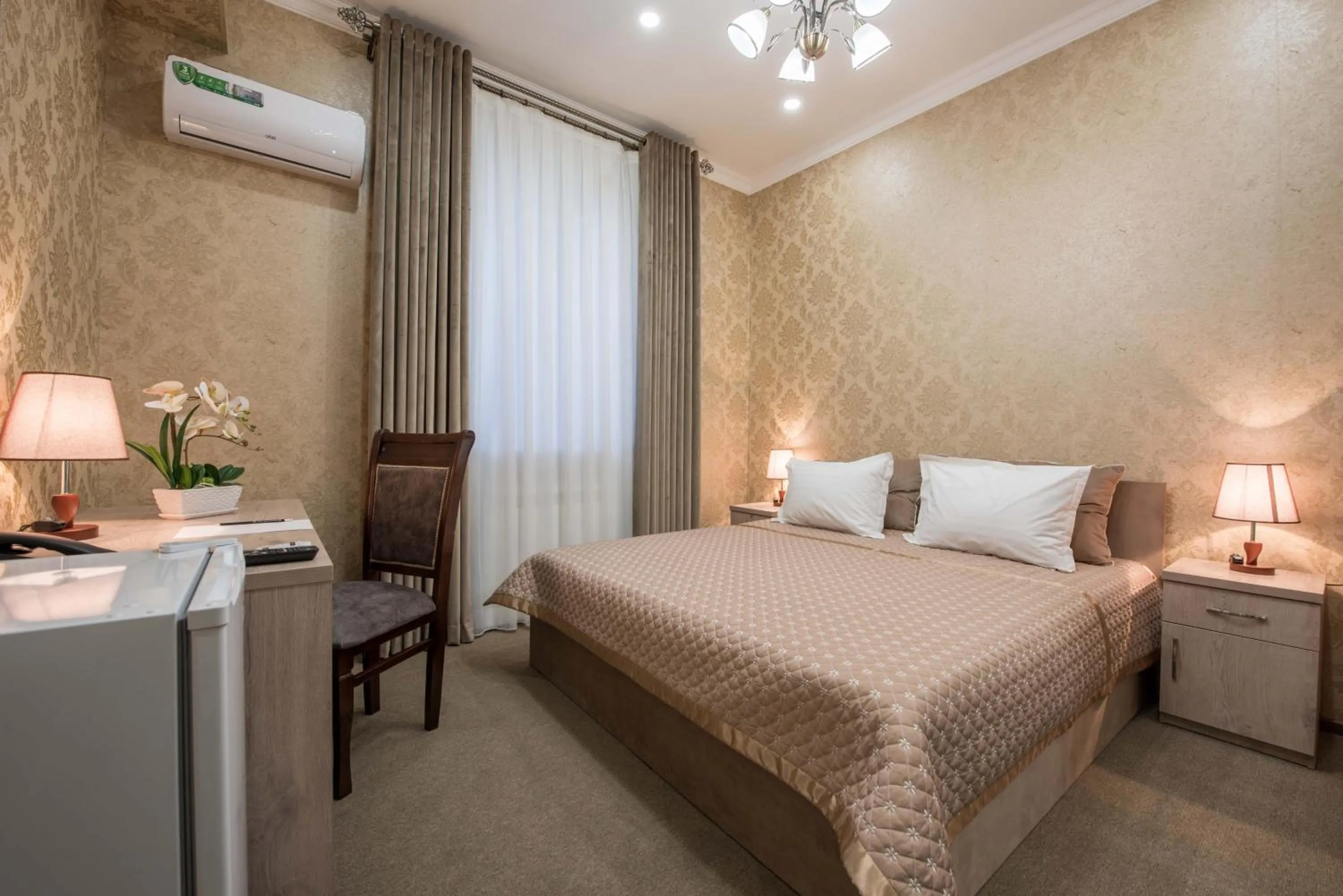 Bed in Huzur Hotel Tashkent