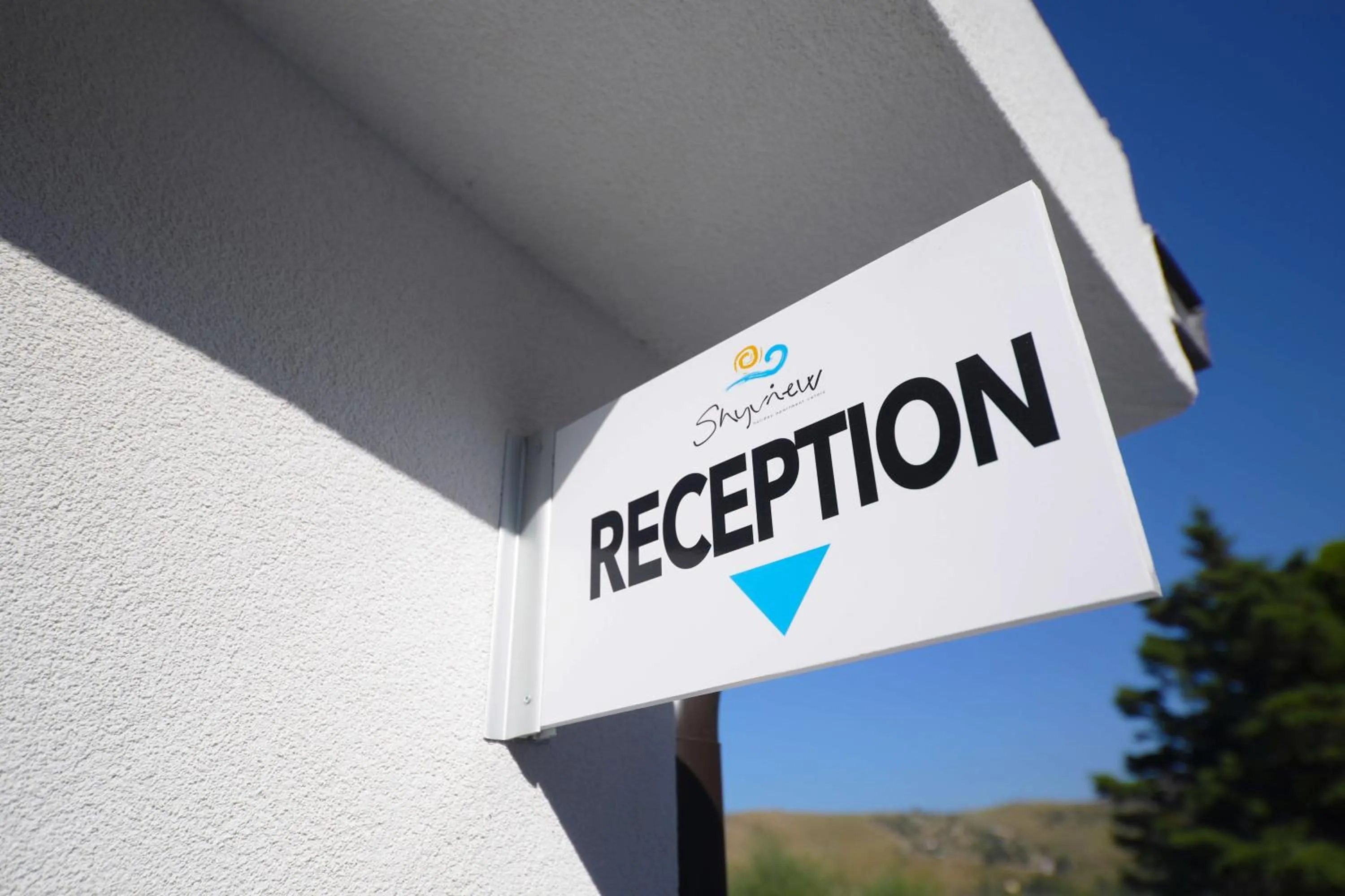 Logo/Certificate/Sign in Skyview Cefalù