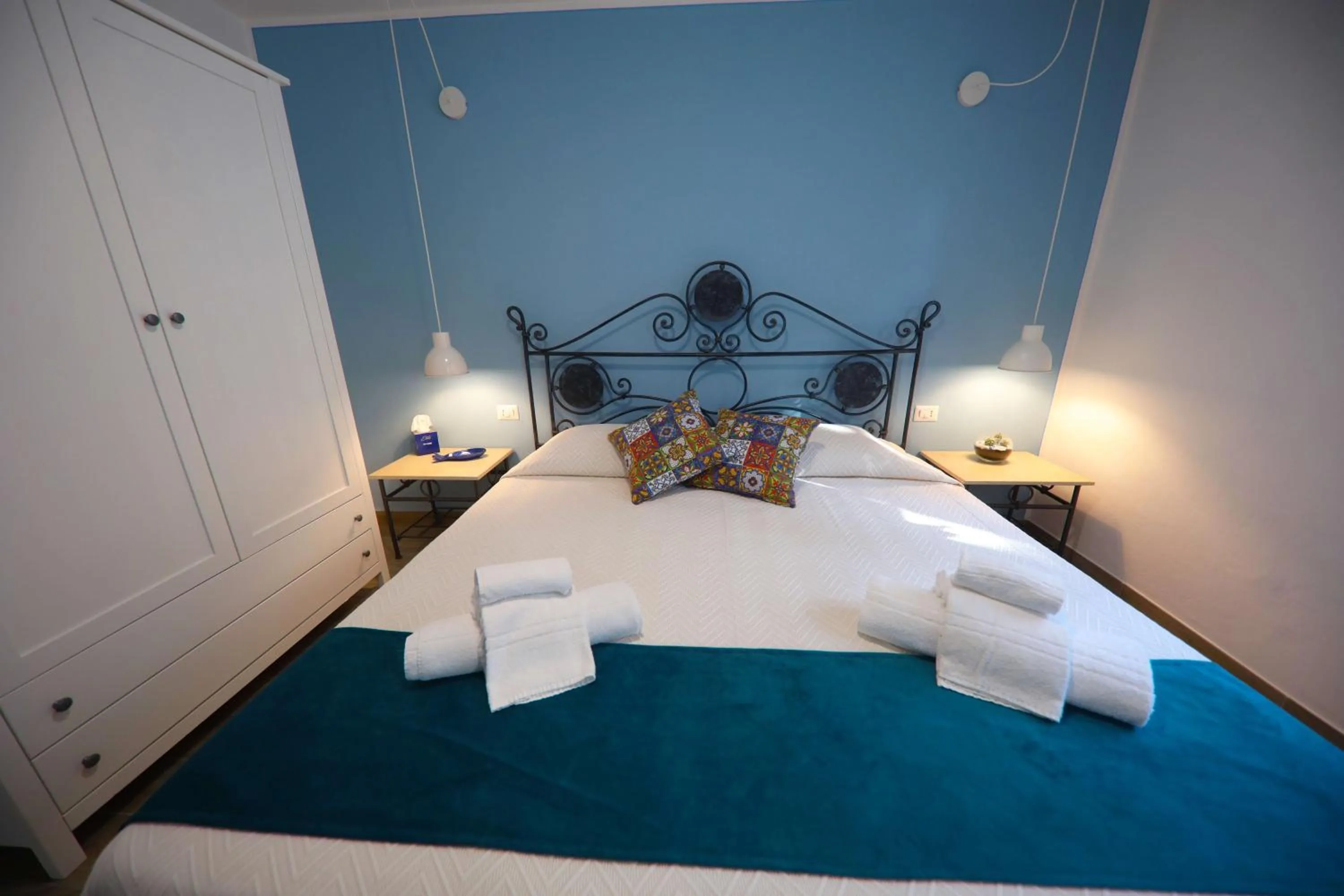 Bed in Skyview Cefalù