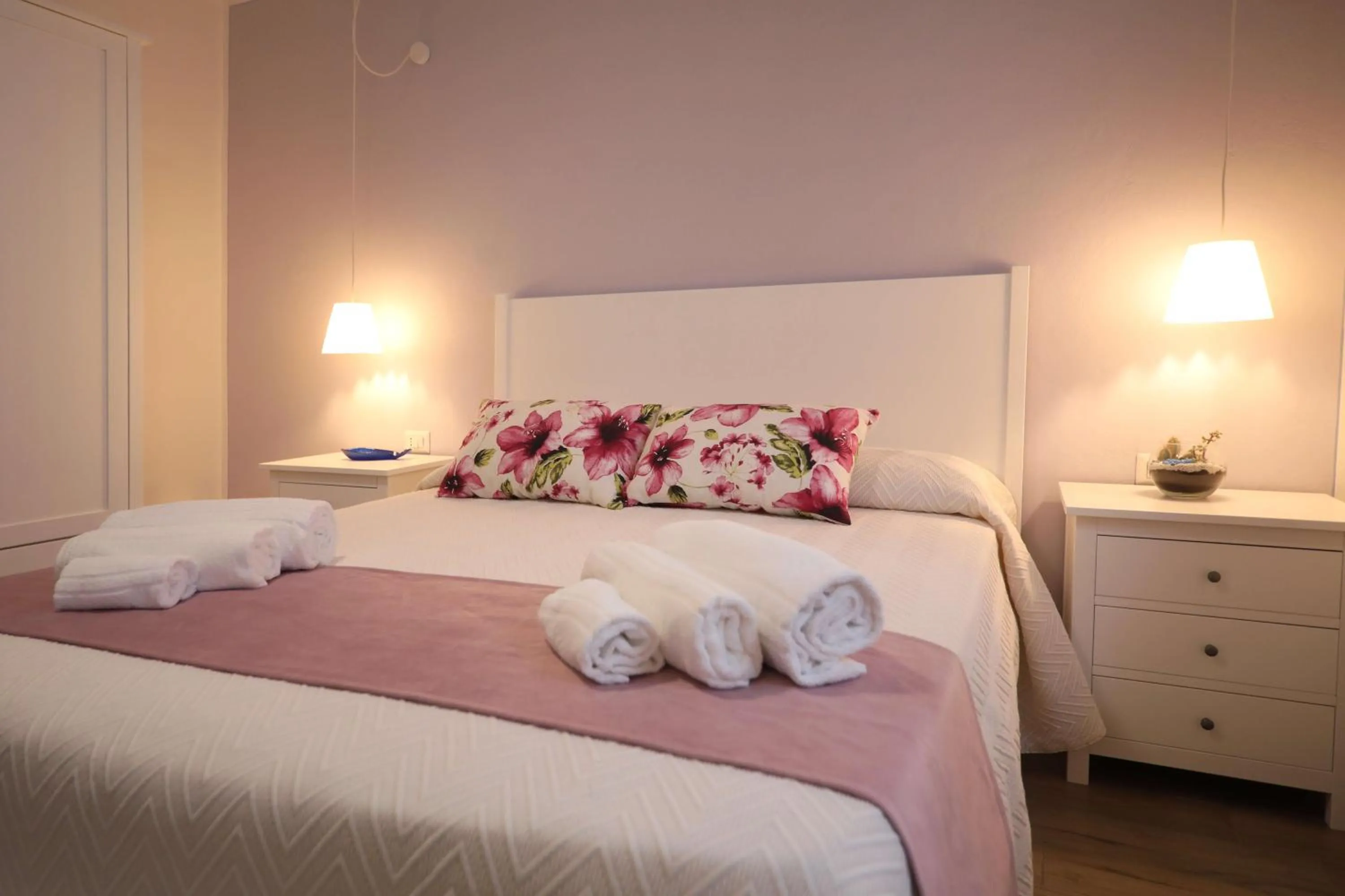 Bed in Skyview Cefalù