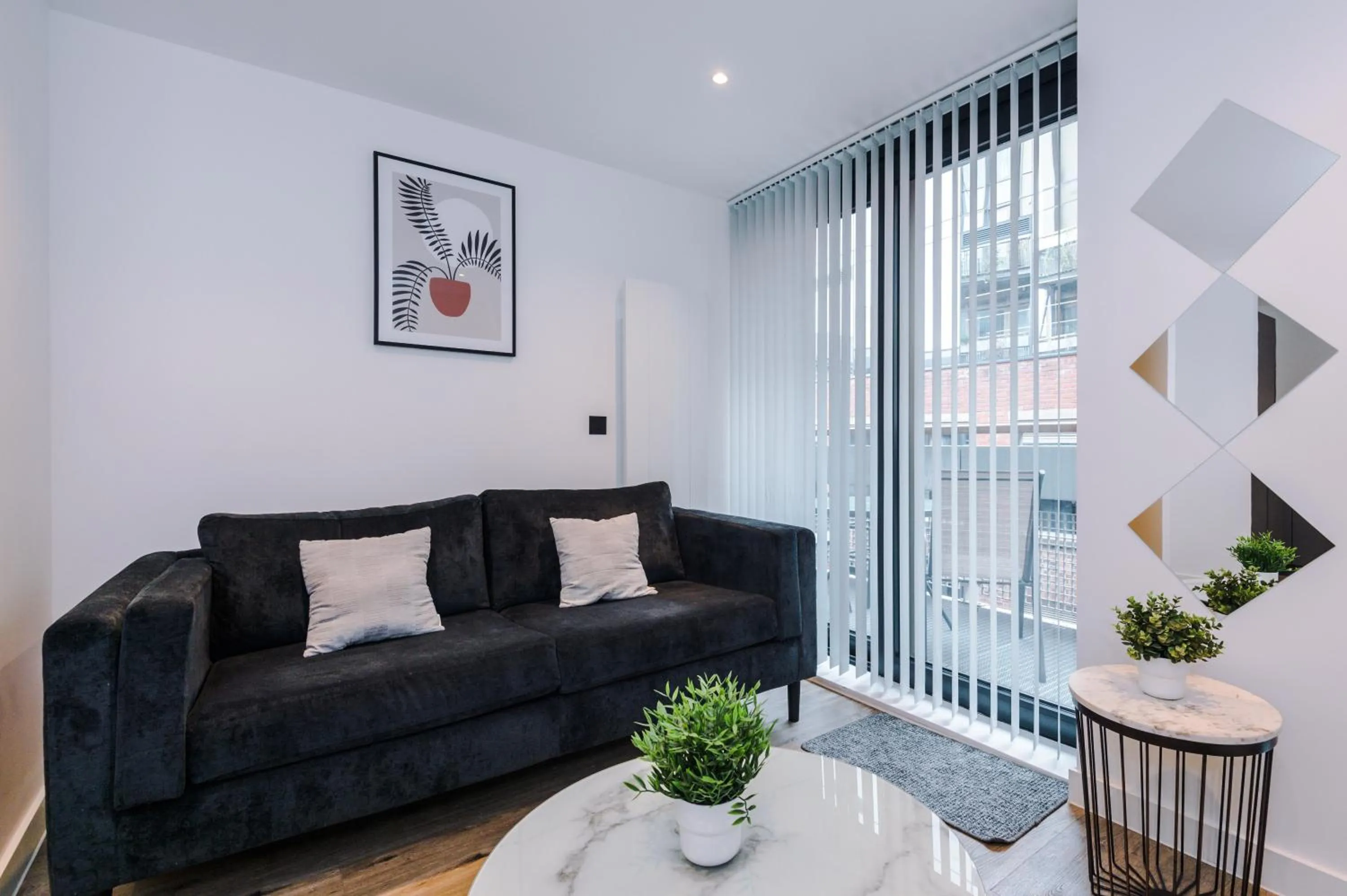 Living room in Hilltop Serviced Apartments - Piccadilly