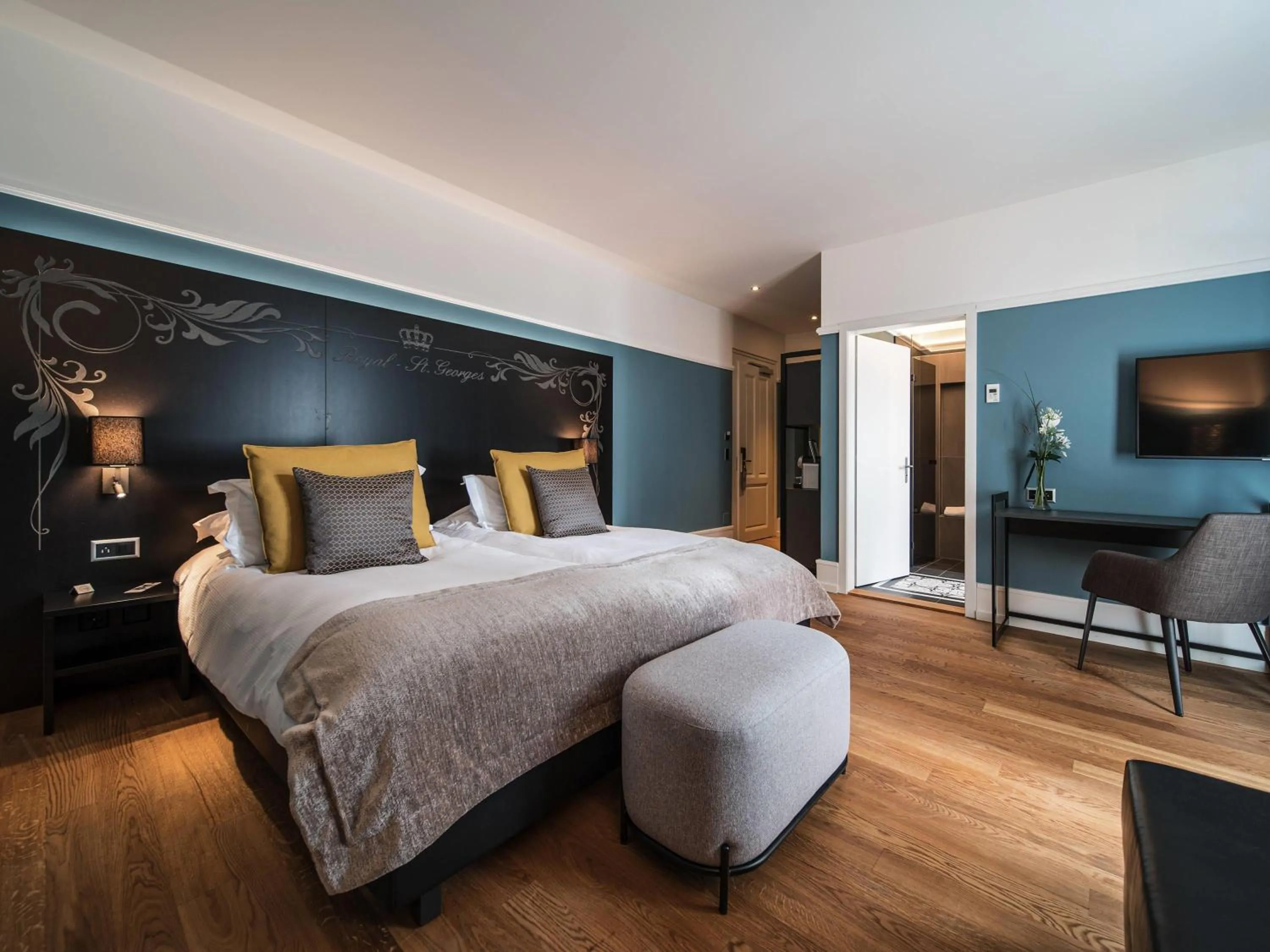 Bedroom, Bed in Royal St. Georges Hotel Interlaken - MGallery Collection