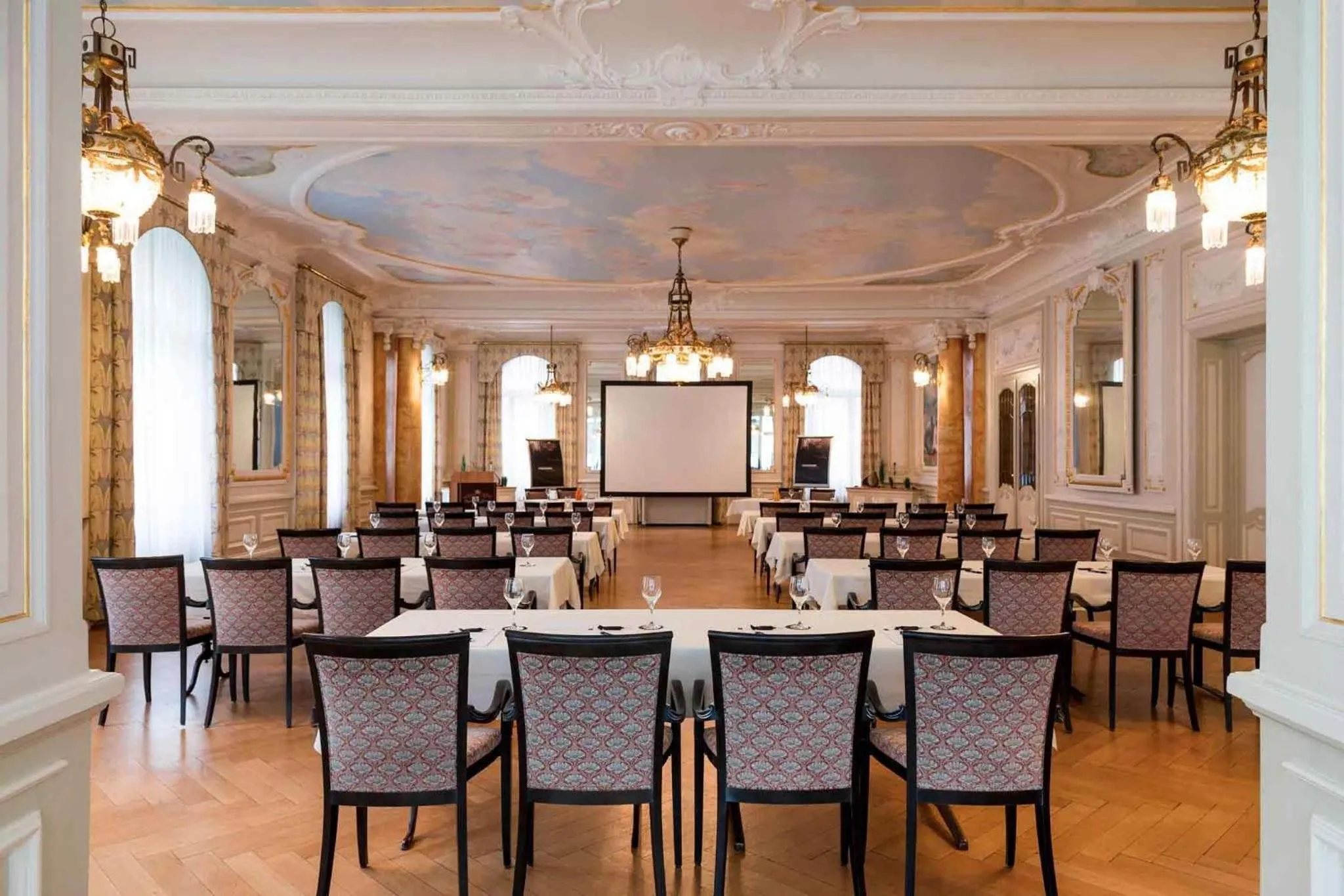 Meeting/conference room in Royal St. Georges Hotel Interlaken - MGallery Collection