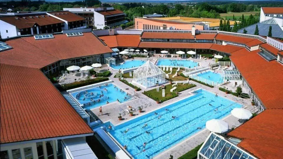 Open Air Bath in Hotel Centurio