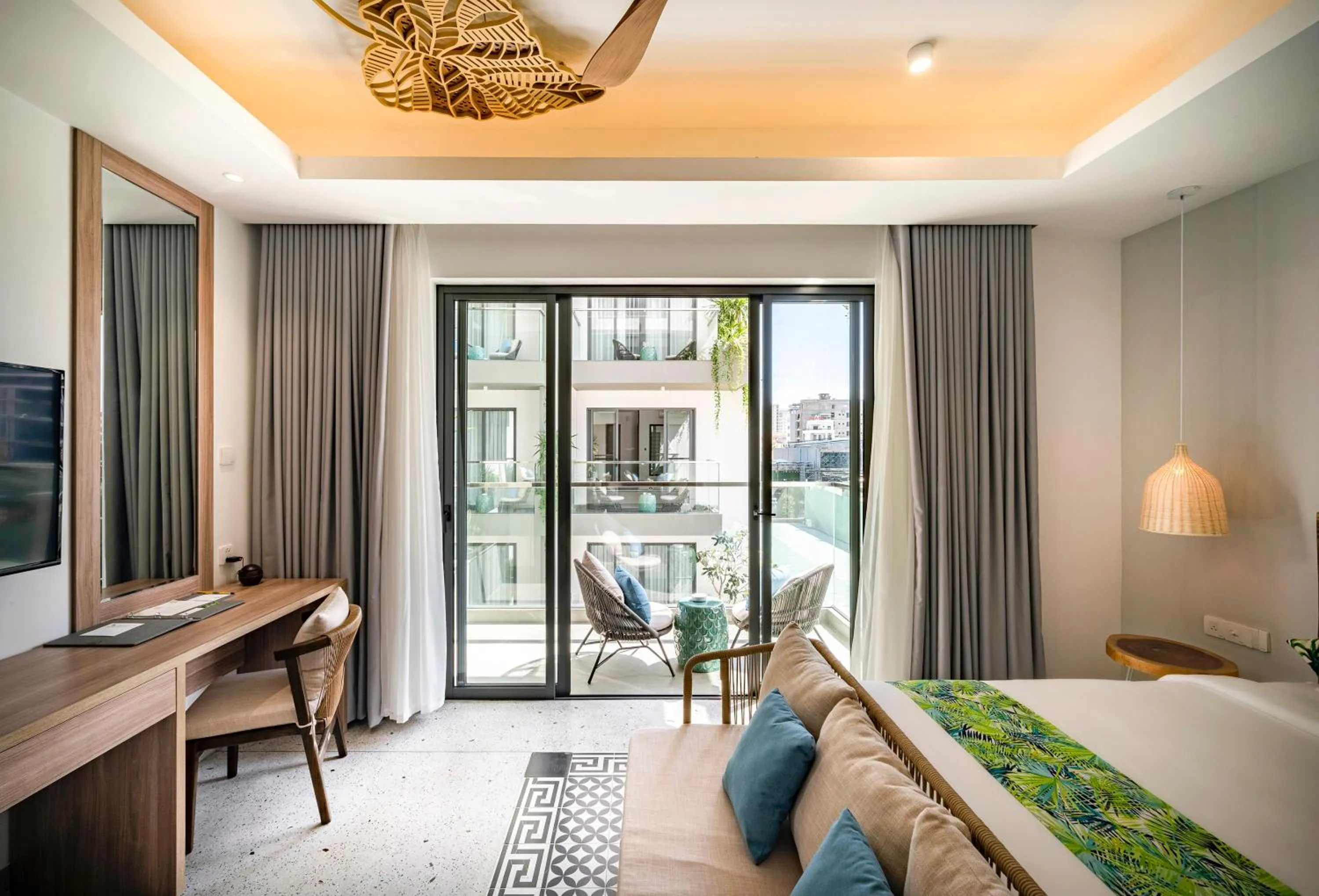 Balcony/Terrace, Bed in The Kila Boutique Hotel