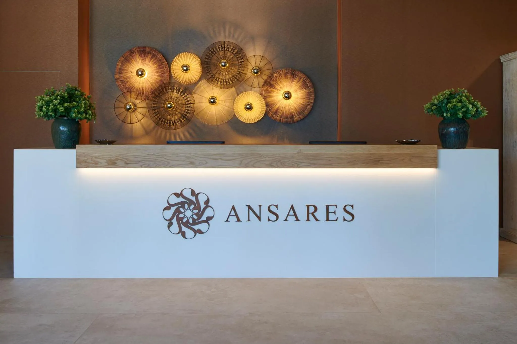 Ansares Hotel