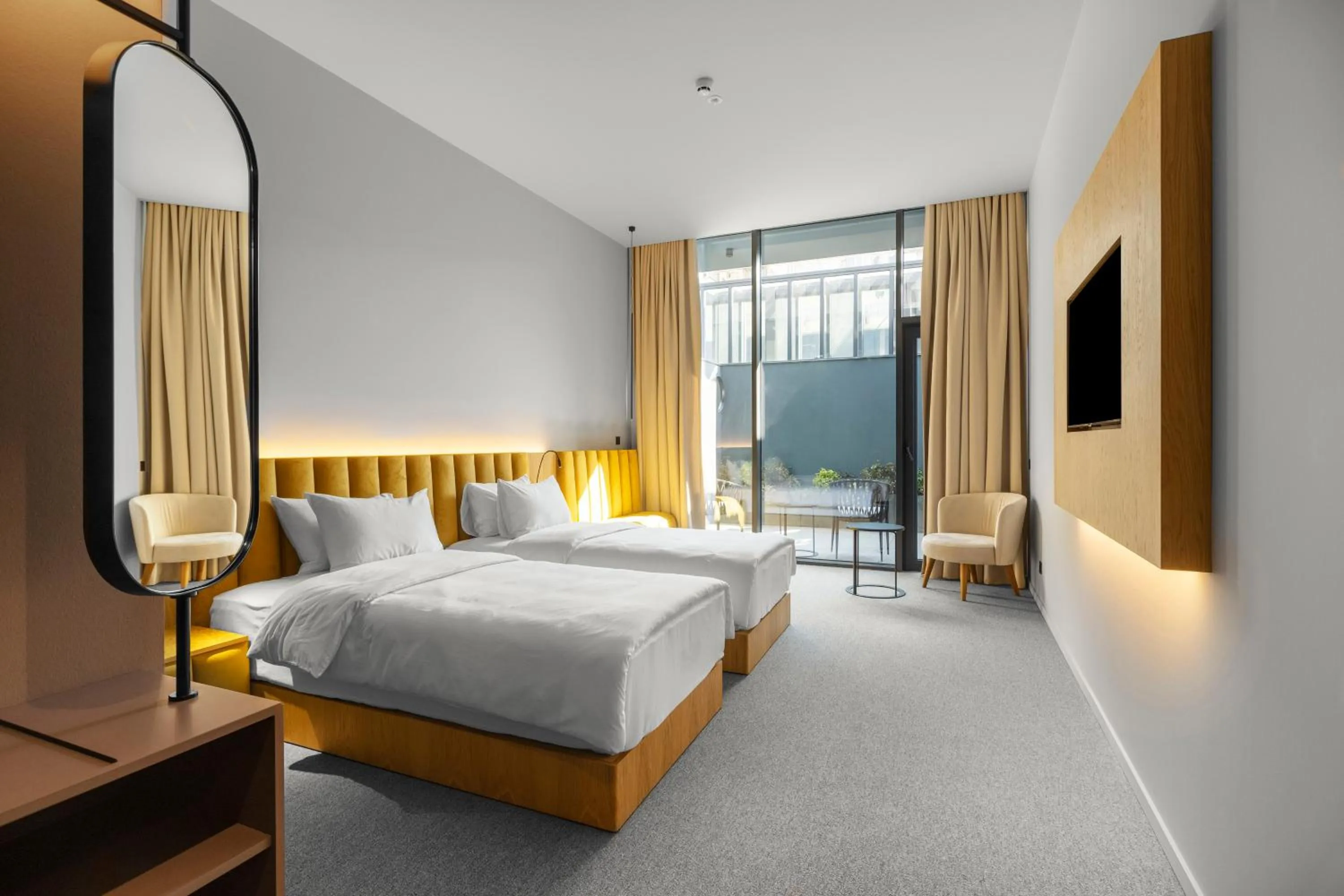 Photo of the whole room, Bed in Episode Tbilisi