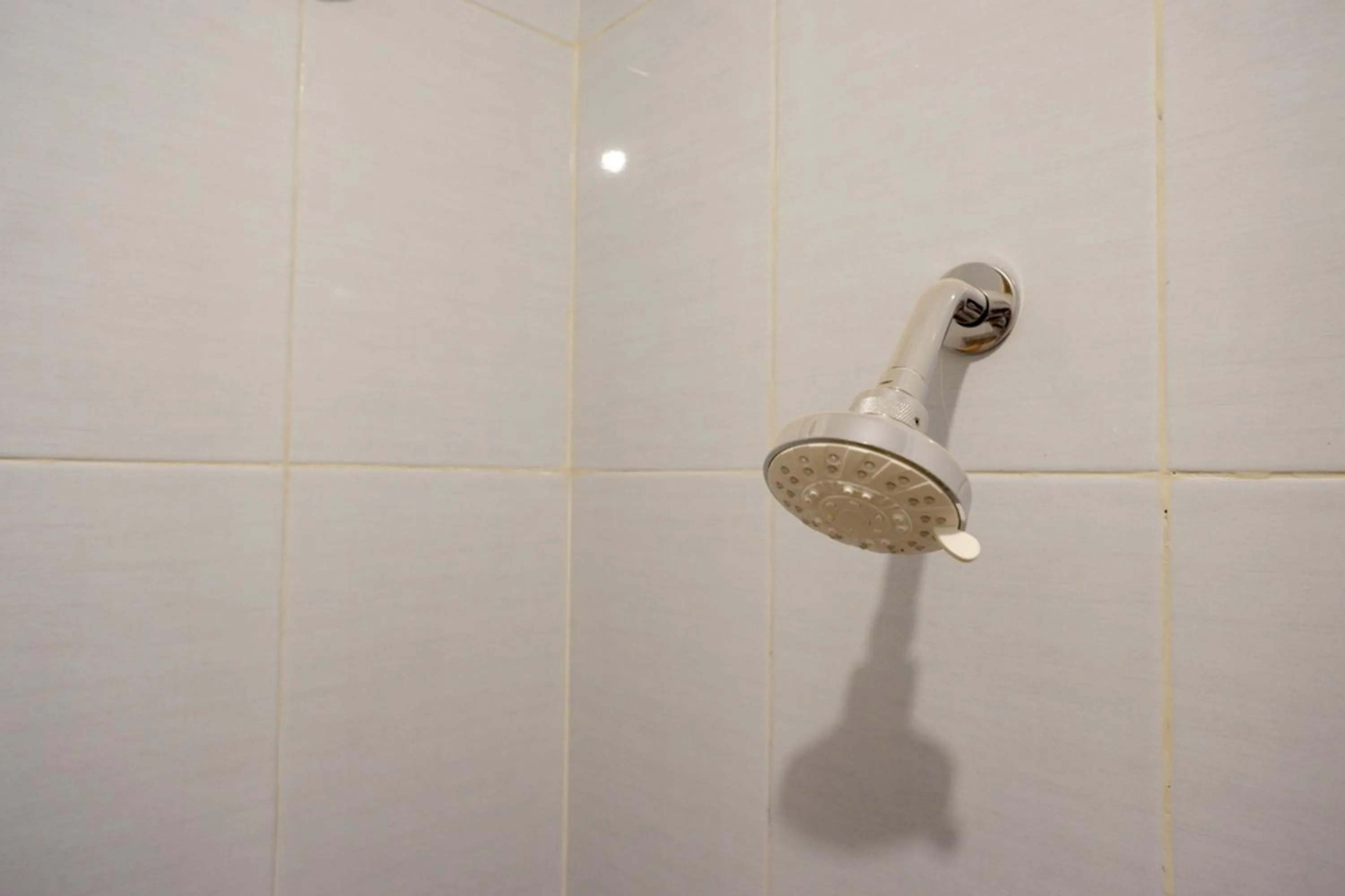 Bathroom in RedDoorz @ Jalan Wonosari KM.9