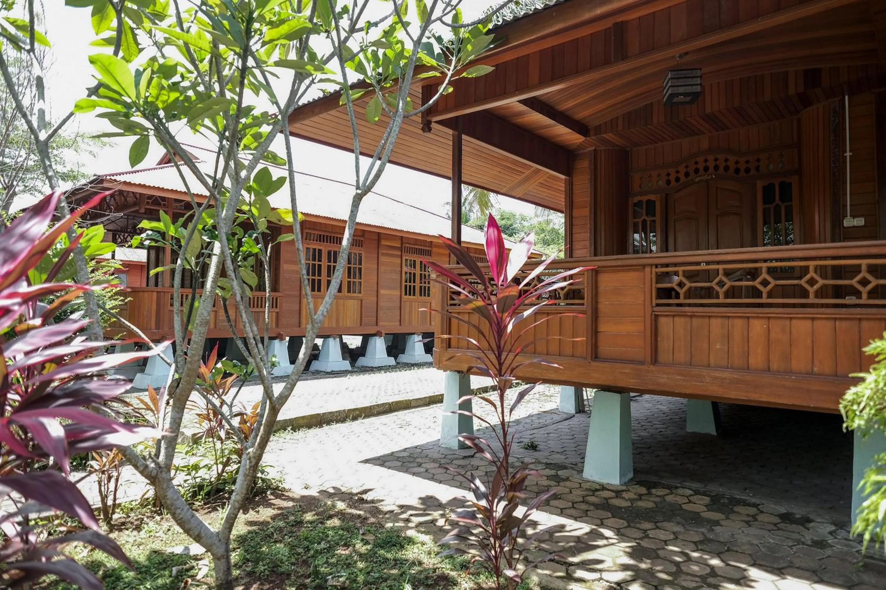 Property building in RedDoorz at Hotel Negeri Baru Kalianda Lampung