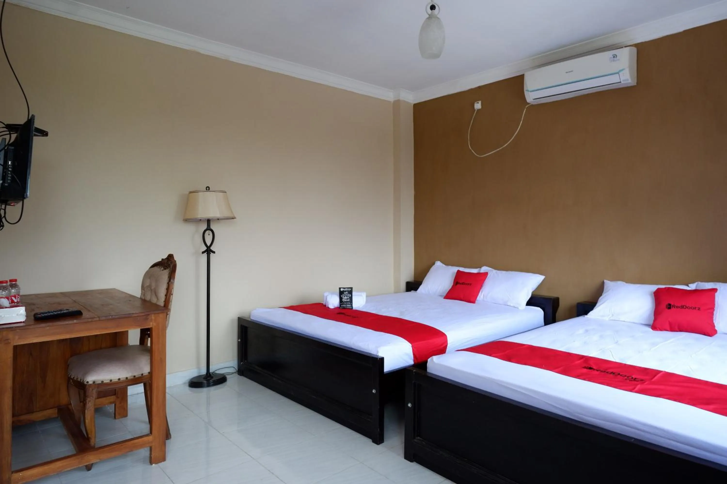 Bedroom in RedDoorz At Telaga Mulya Hotel Wates