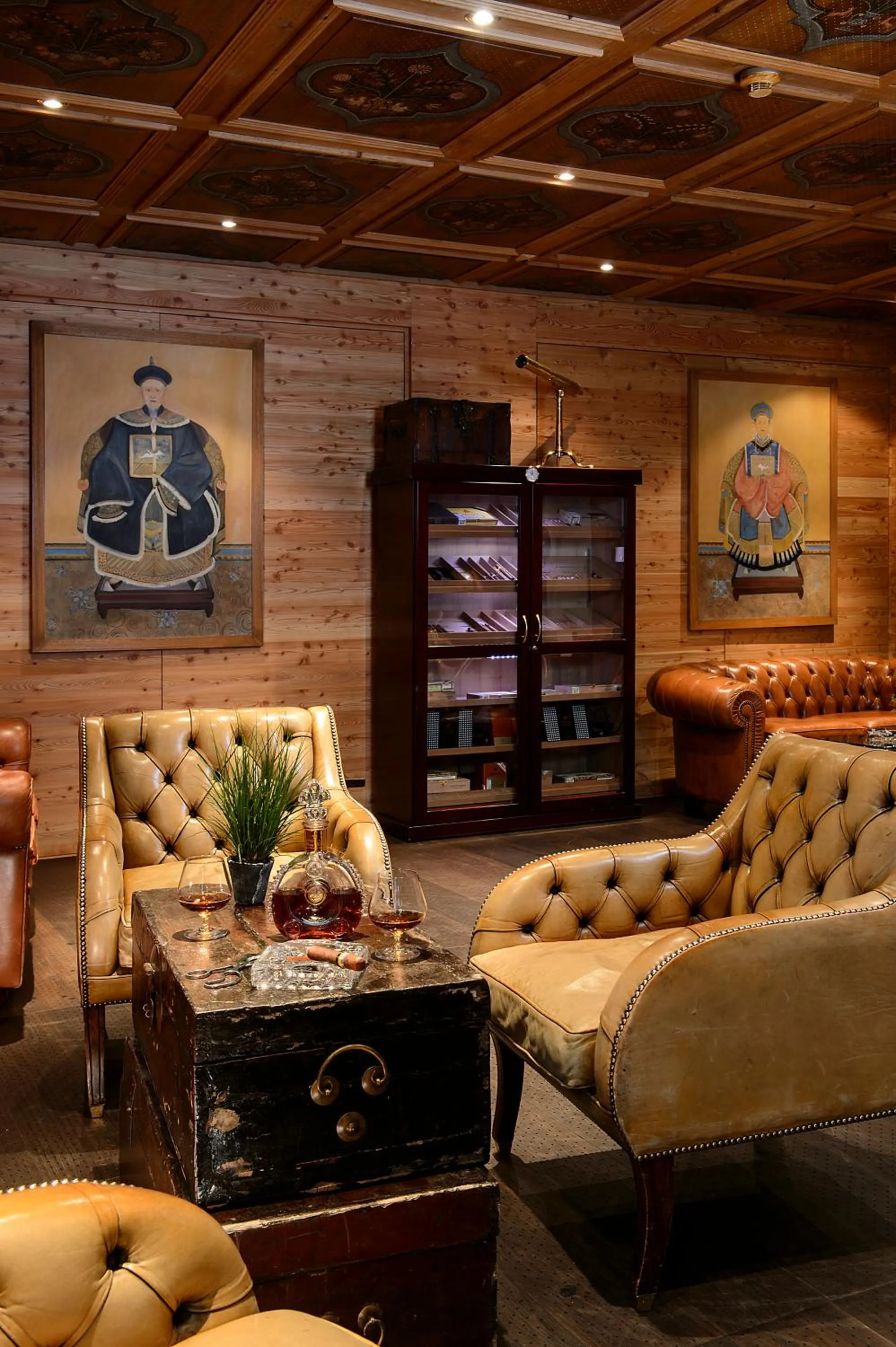 Lounge or bar, Seating Area in Park Gstaad