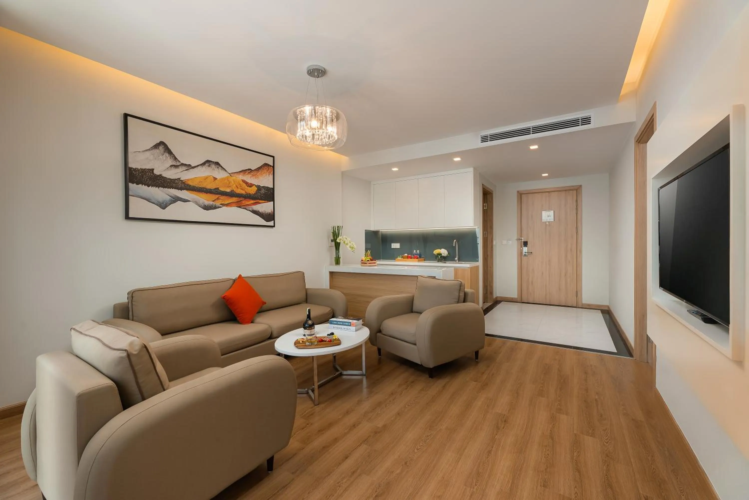 Living room in DeLaSea Ha Long Hotel - Modern Bayview Escape