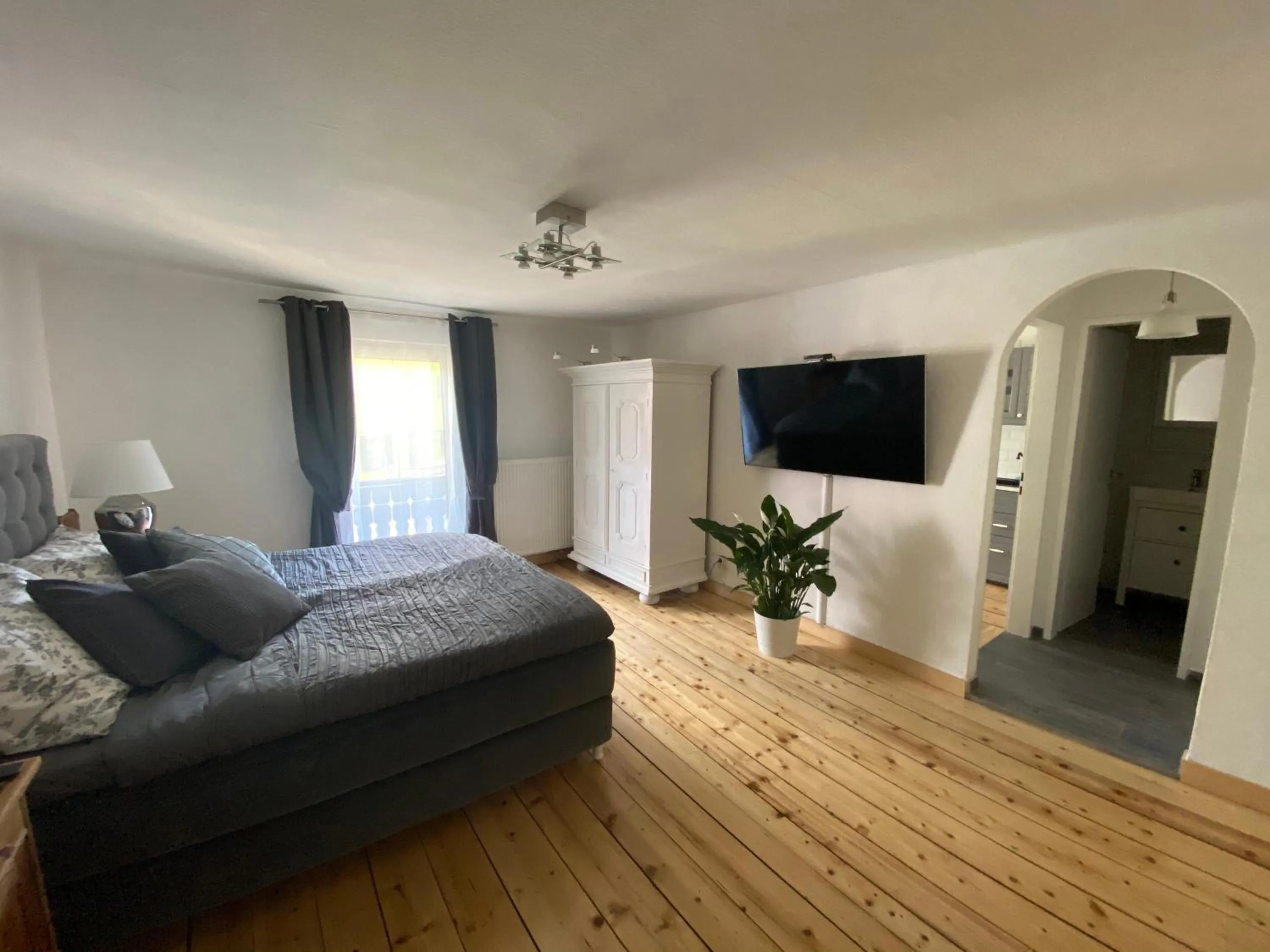 Bed in Gulewicz Apartments