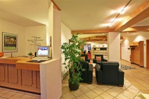 Lobby or reception in Hotel Restaurant Adler